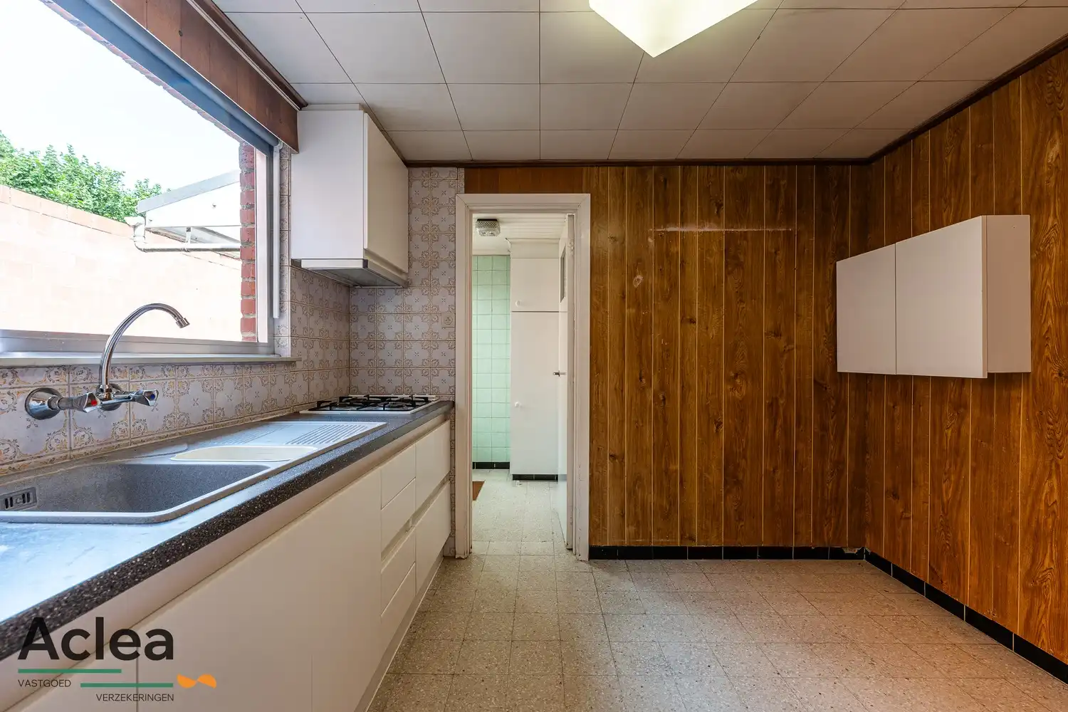 Te renoveren halfopen bebouwing op mooi perceel van 444m² foto 8