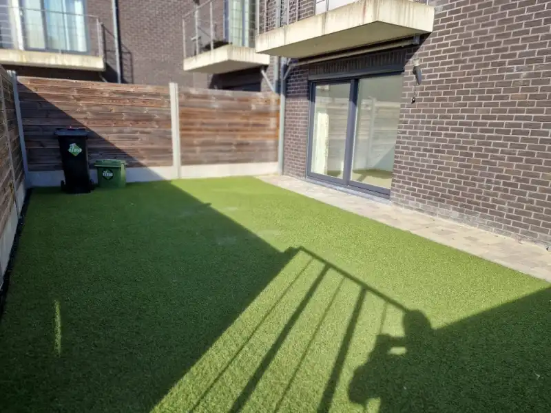Gezellig appartement met twee slaapkamers, garage en groot terras foto 14