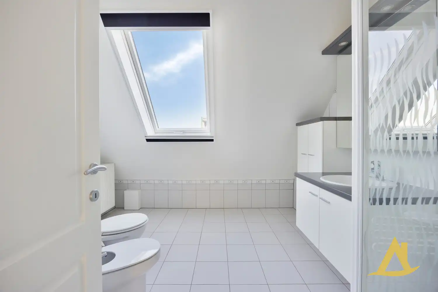 RECENT APPARTEMENT MET PRACHTIG ZICHT, CENTRUM DIEST! foto 21