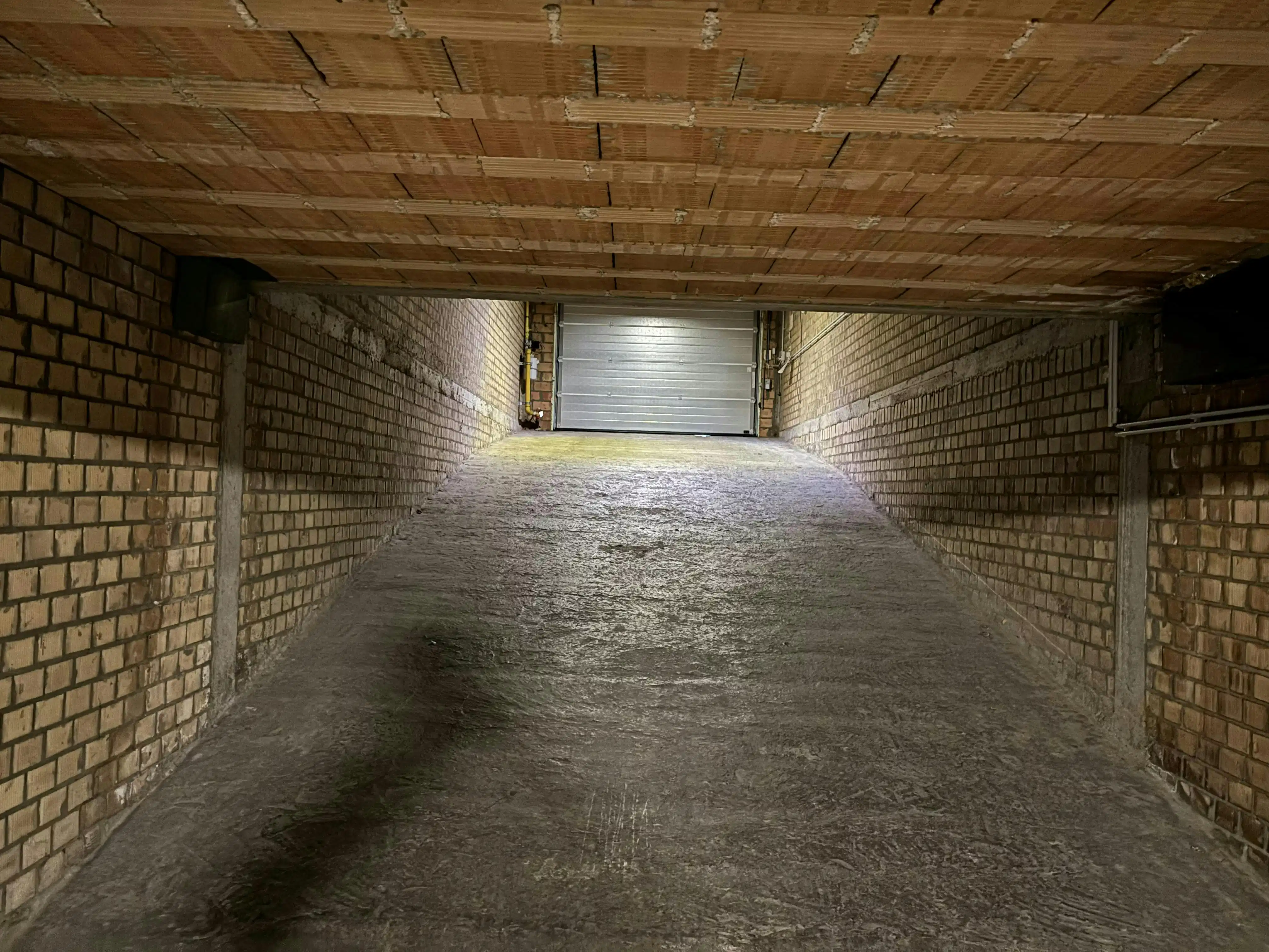 Garagebox op toplocatie foto 4