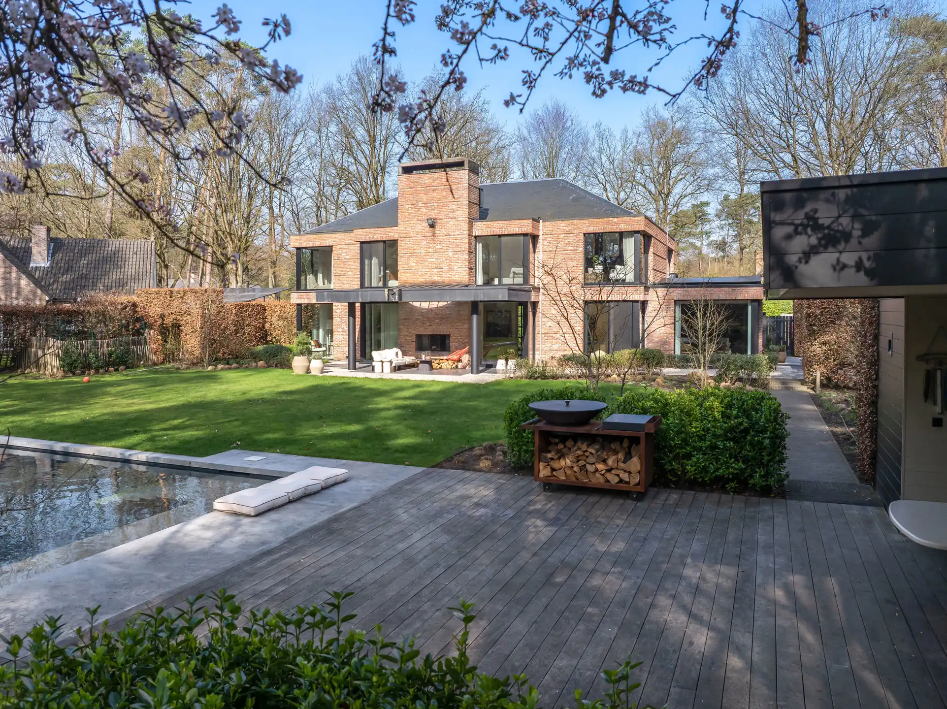 Architectenvilla met zwembad en ZW tuin in Hof Ter Linden foto 25