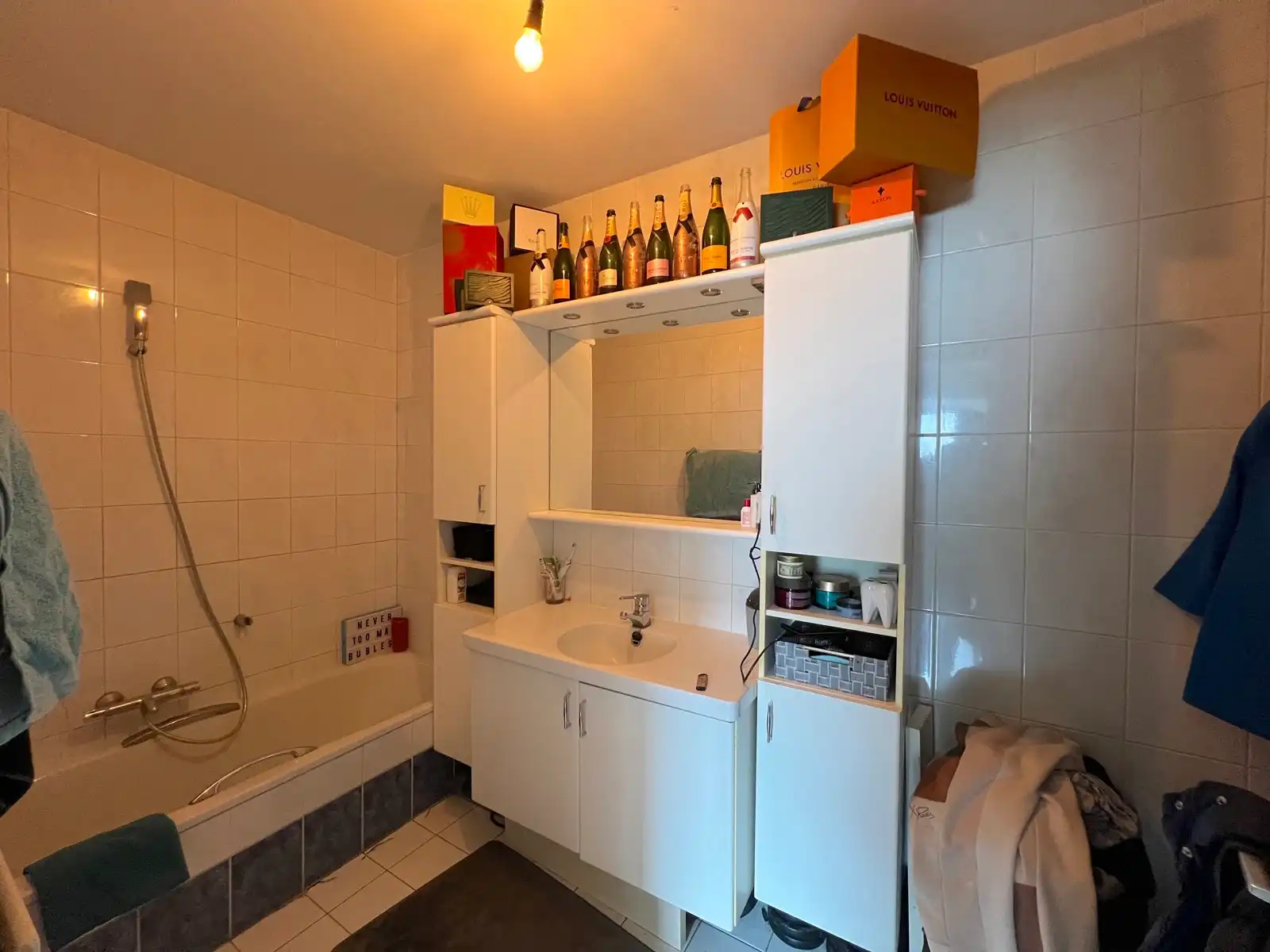 Leuk appartement met 1 slaapkamer en staanplaats foto 12