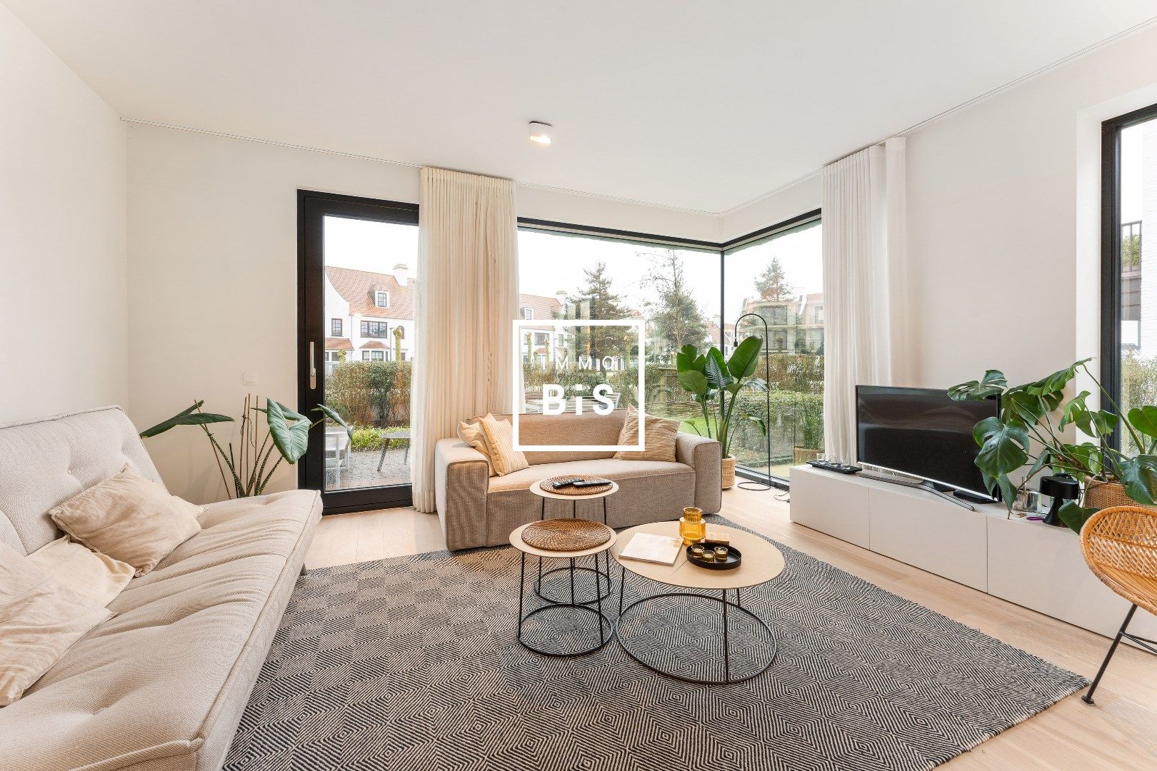 Mooi gelijkvloersappartement rustig gelegen in een kleine residentie te Duinenwater foto {{pictureIndex}}