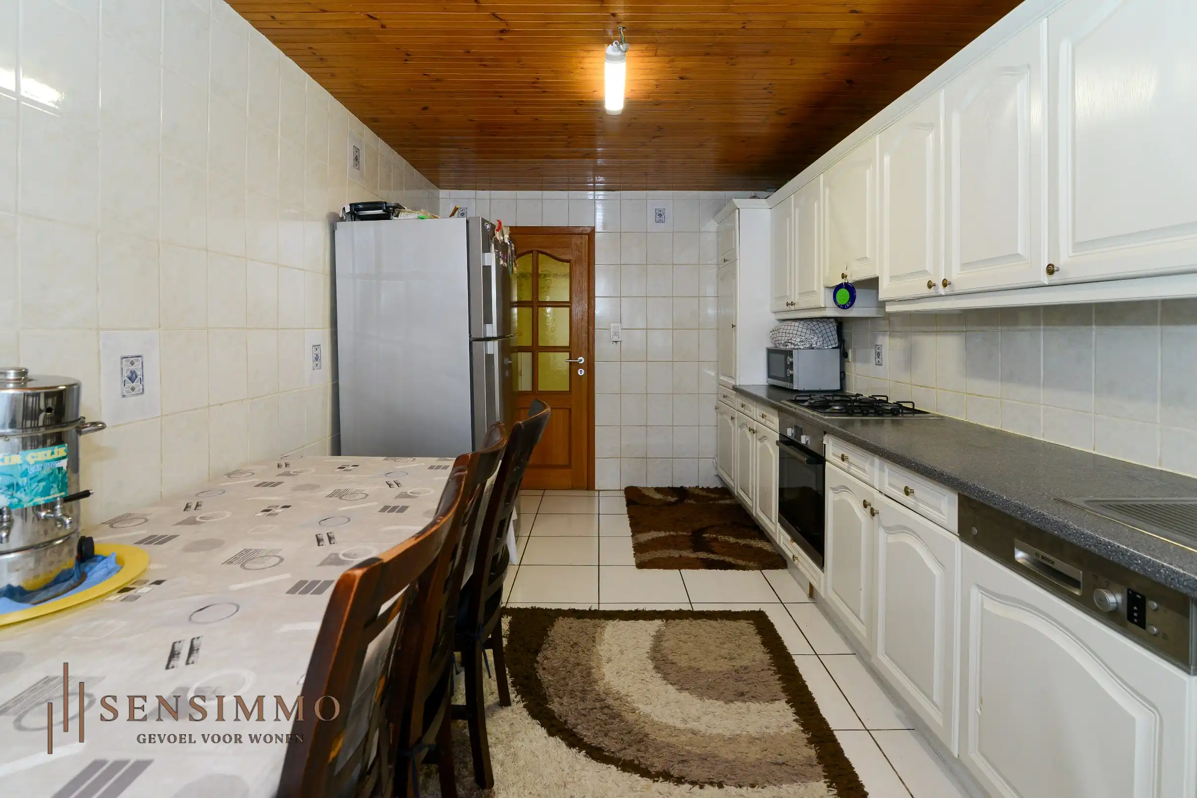Ruime gezinswoning met 6slp op gunstige ligging foto 14