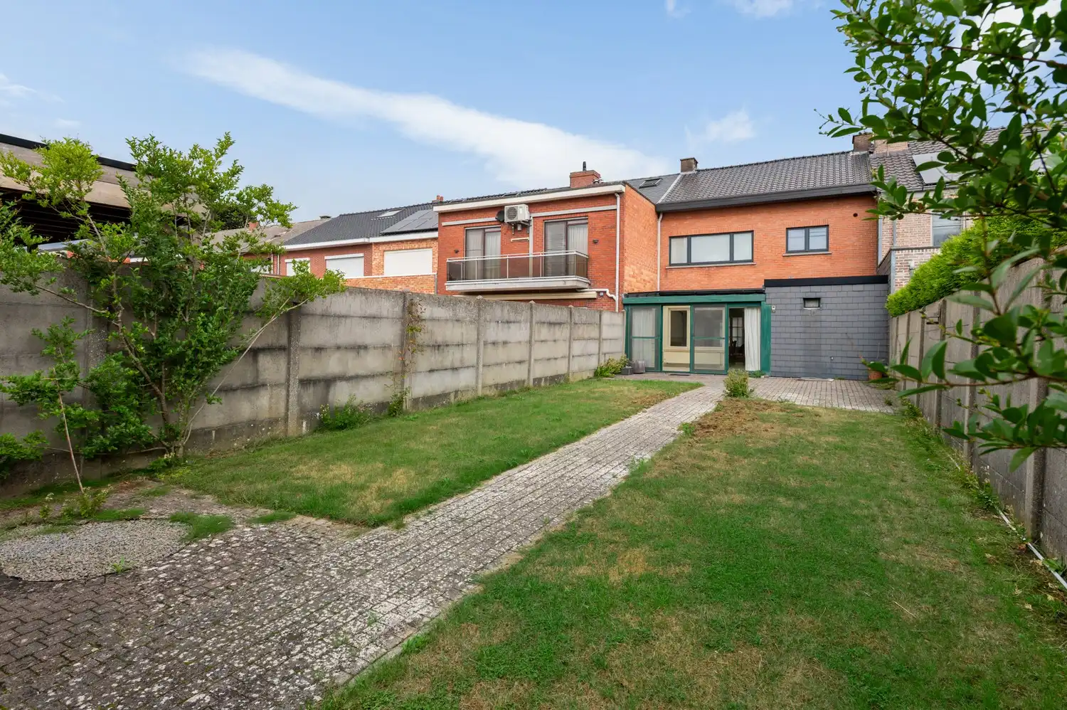 Gezellige woning met 3 slaapkamers en 2 garages te Lier foto 2