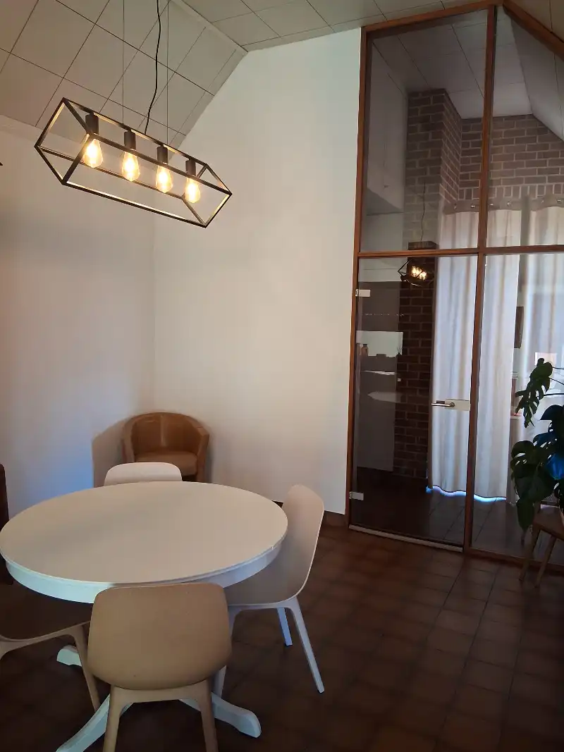 alleenstaande woning in het pittoreske Bekegem foto 8