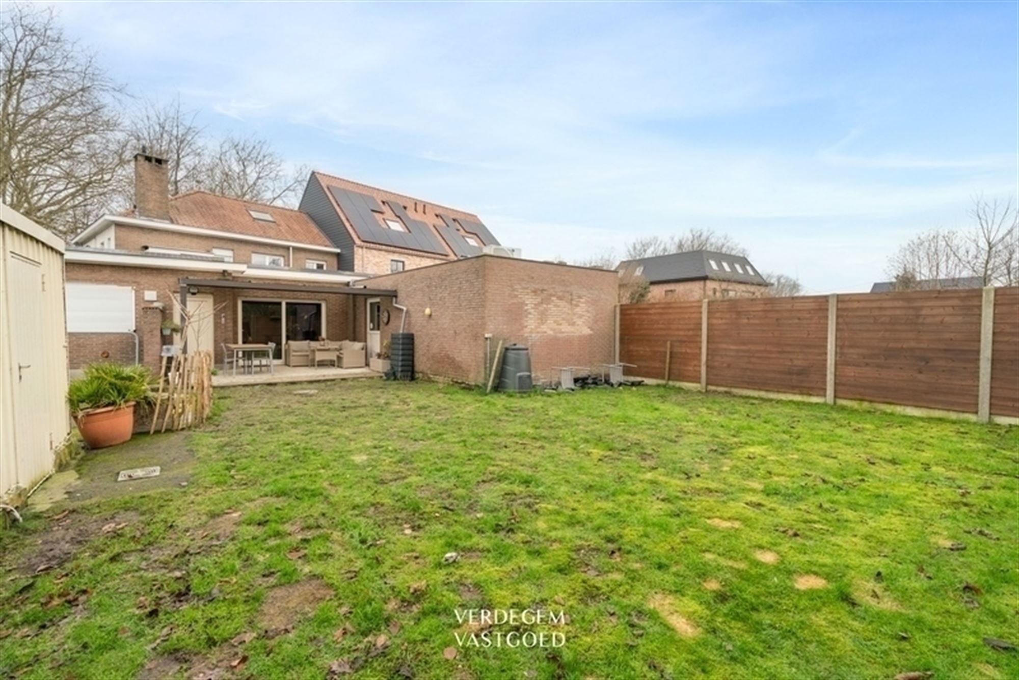 Wonen en werken op een unieke locatie: handelsgelijkvloers met appartement en tuin foto 23