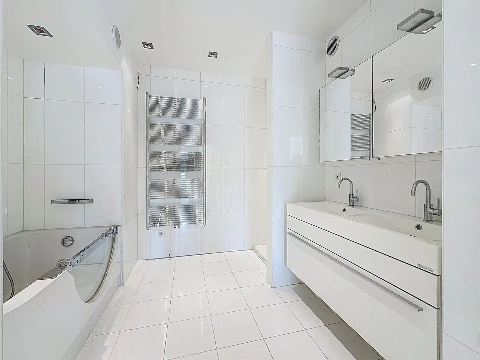 Prachtig appartement met ruim terras en P in centrum Brasschaat  foto 13