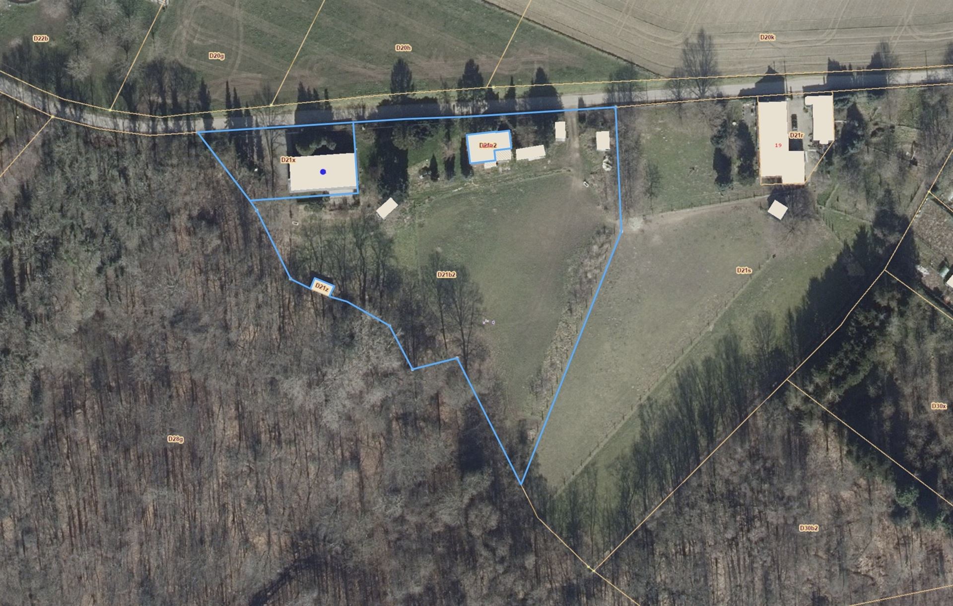 Unieke eigendom met veel potentieel op een domein van circa 85 are foto 26