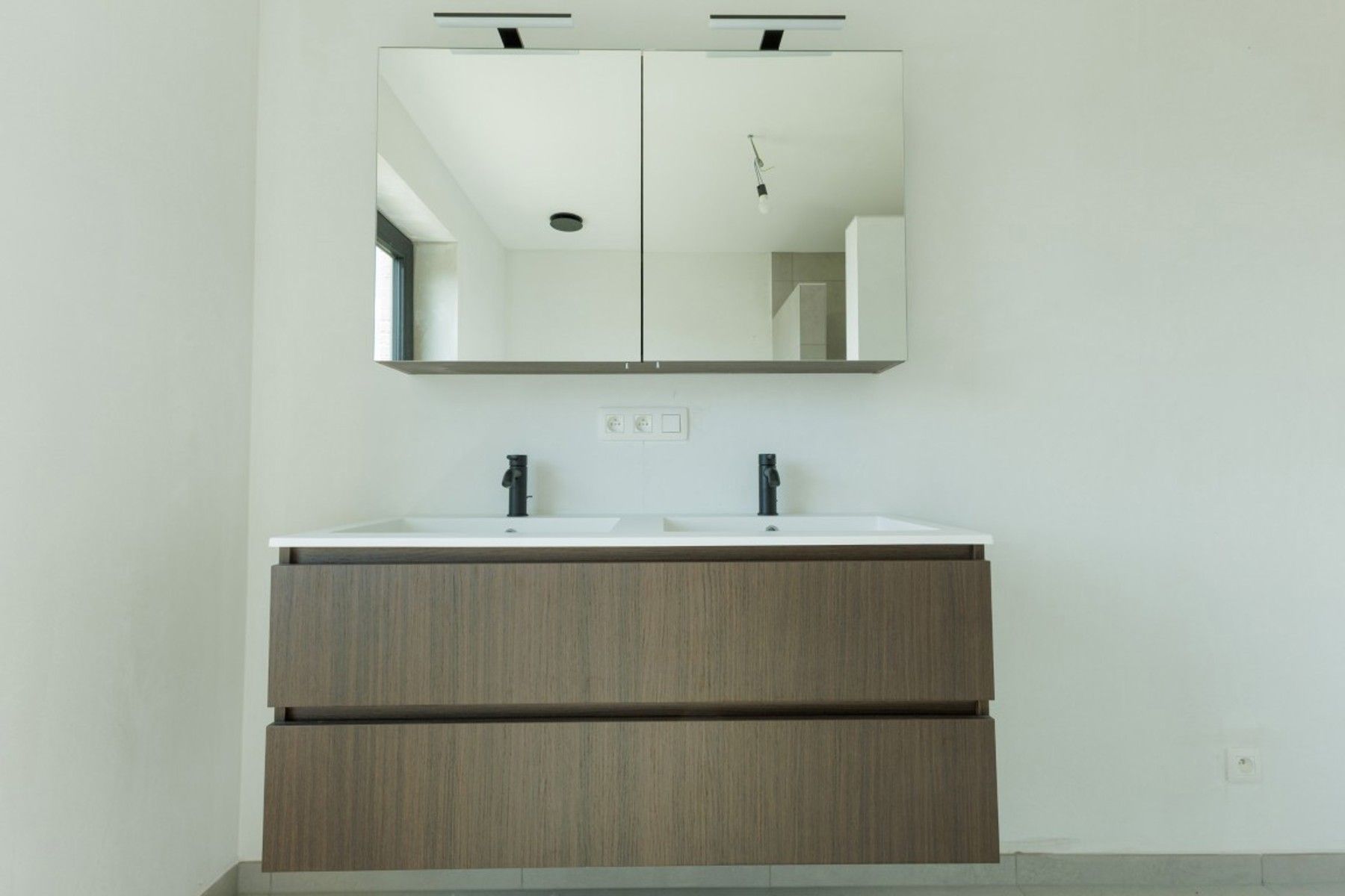 Instapklare nieuwbouwwoning met E-peil 9 foto 24