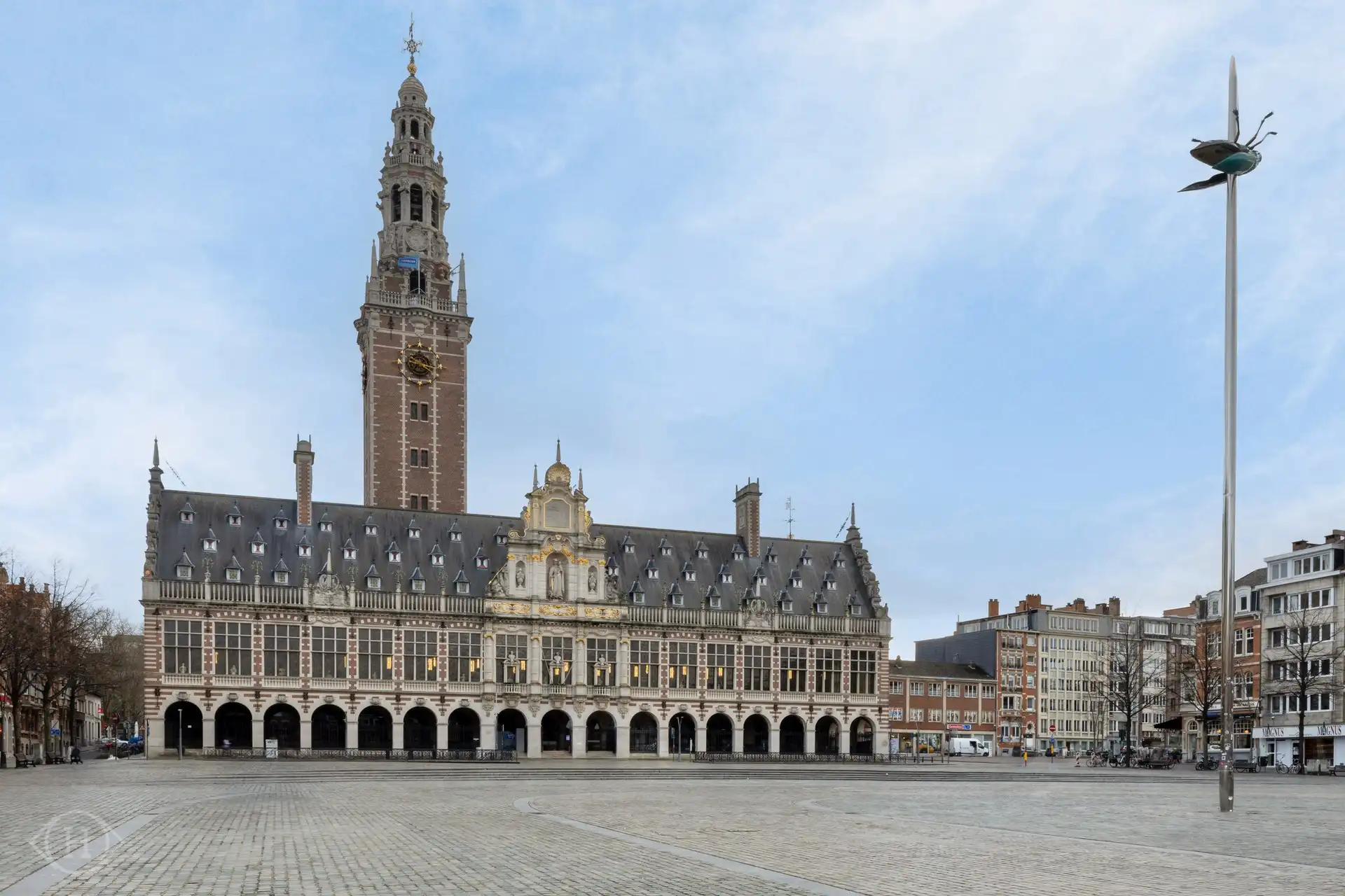 Compact handelspand op toplocatie aan Ladeuzeplein foto 8
