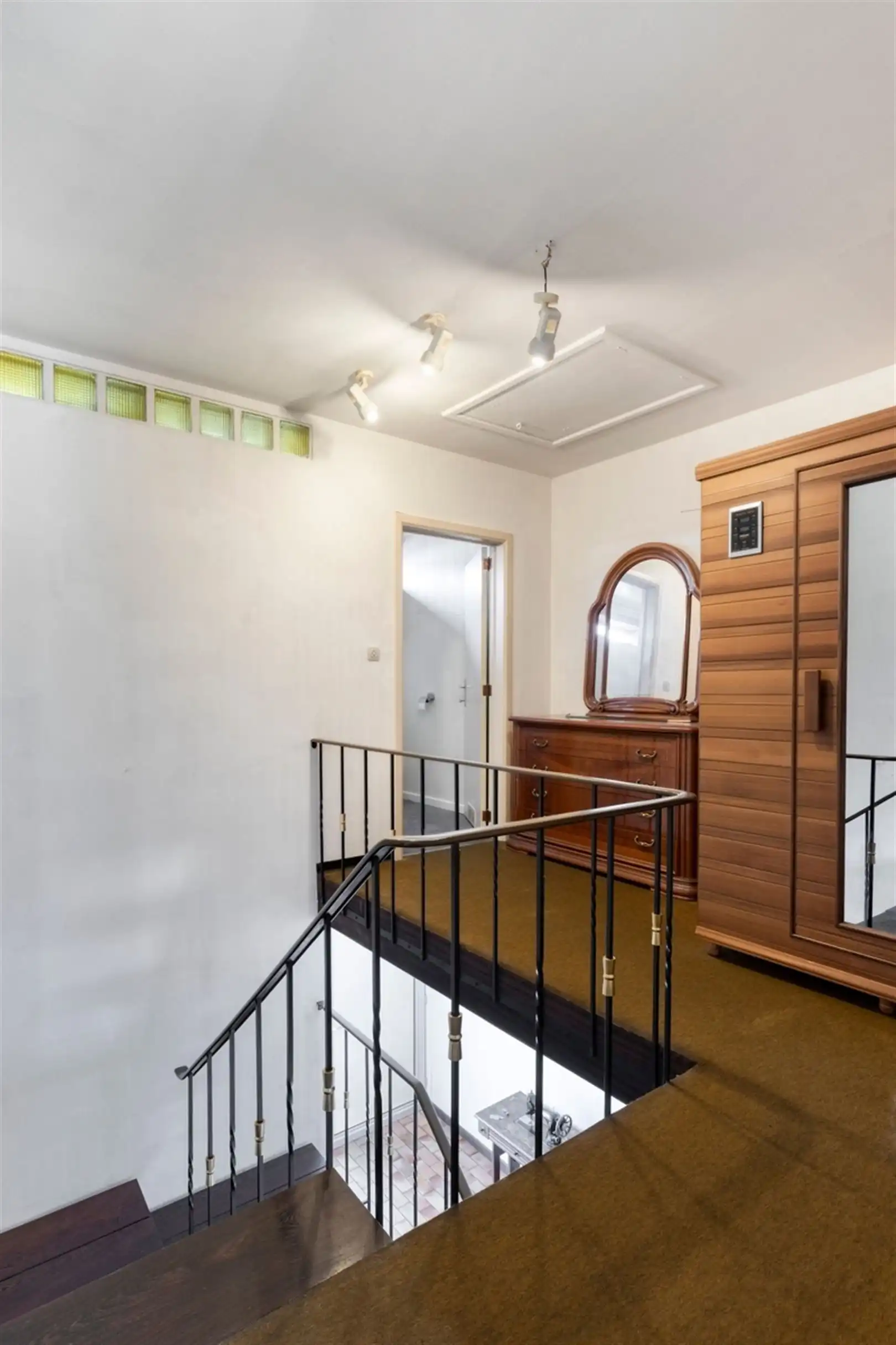 Knusse woning in deelgemeente Leupegem foto 16