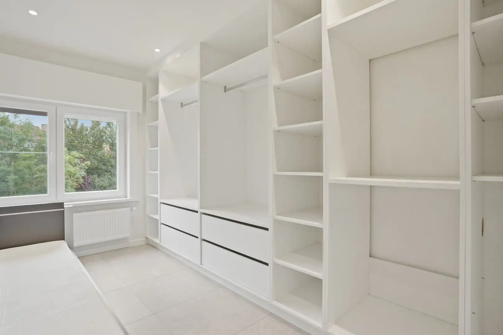 Gerenoveerd 2-slaapkamerappartement (59m²) te Nieuwpoort-Bad foto 5