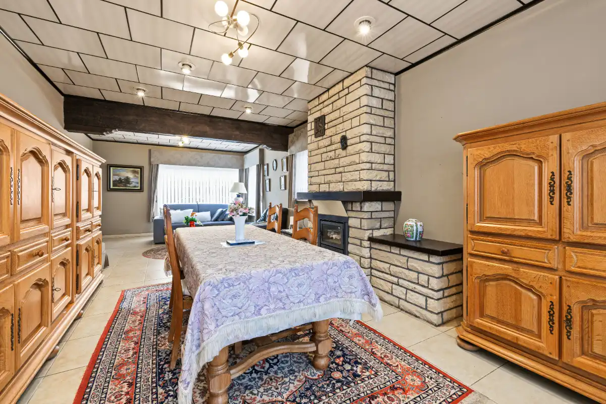 Te renoveren halfopen bebouwing met 3 slaapkamers foto 4