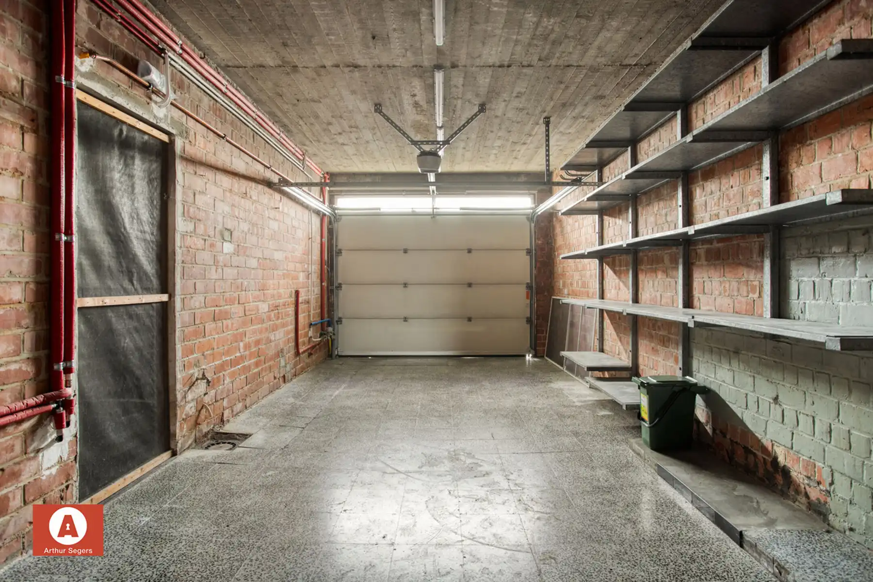 Op te frissen woning in hartje Londerzeel foto 14