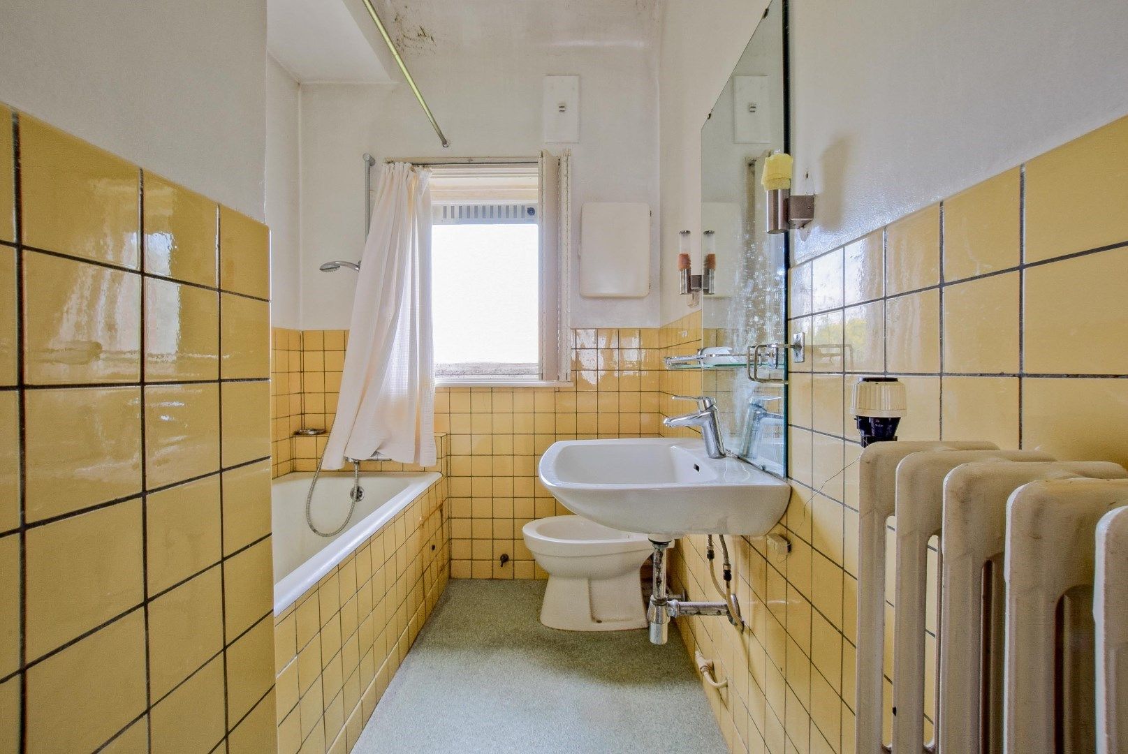 Authentieke te renoveren halfopen woning te Nieuwpoort-Stad op 511 m². foto 12