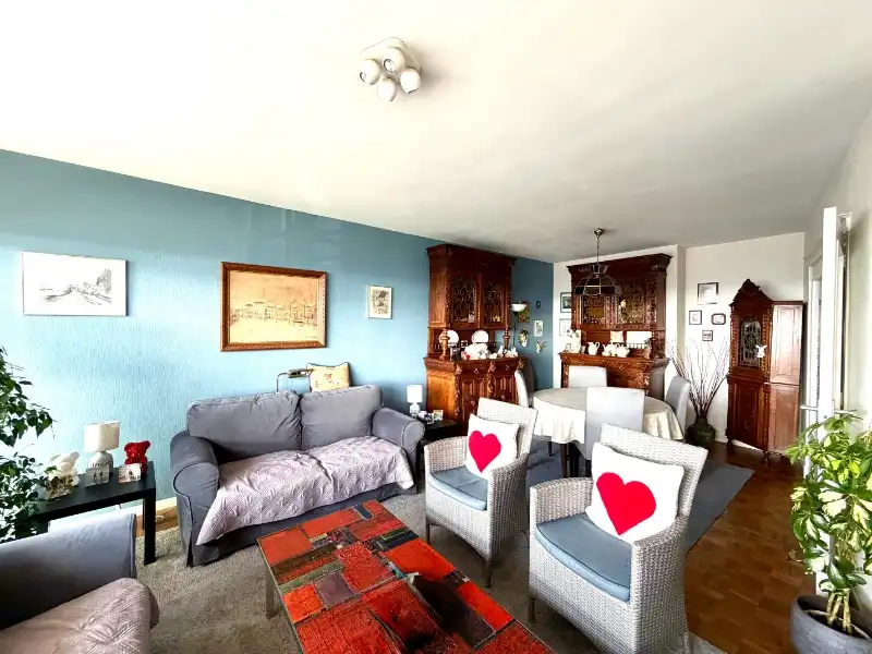 PRAKTISCH INGEDEELD HOEKAPPARTEMENT MET 2 SLAAPKAMERS EN OPEN ZICHT foto 6