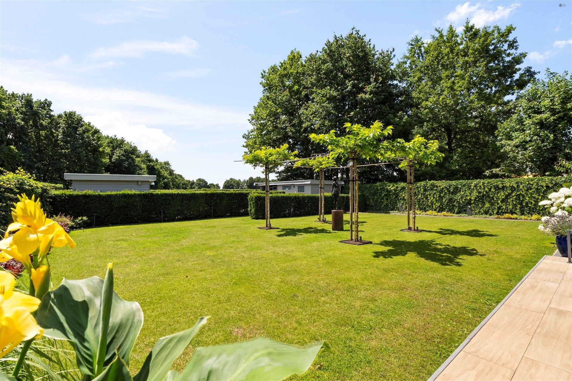 Prachtige villa op 1.118m² foto 4