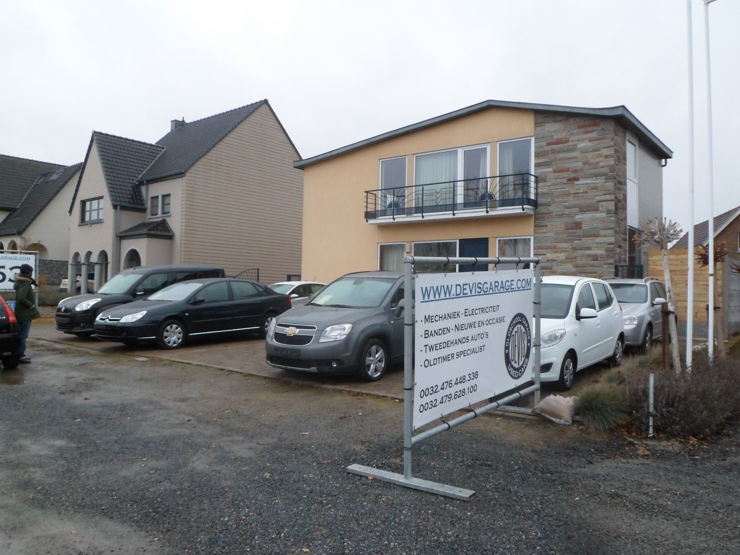 ACTIEVE AUTOGARAGE EN WOONHUIS foto 4