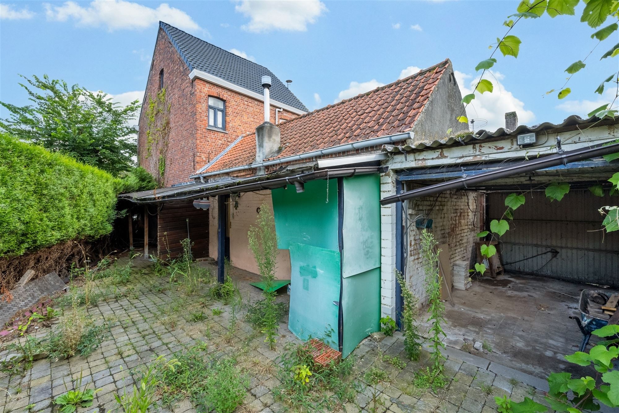 Te renoveren woning met mooie tuin, centrum Laarne! foto 19