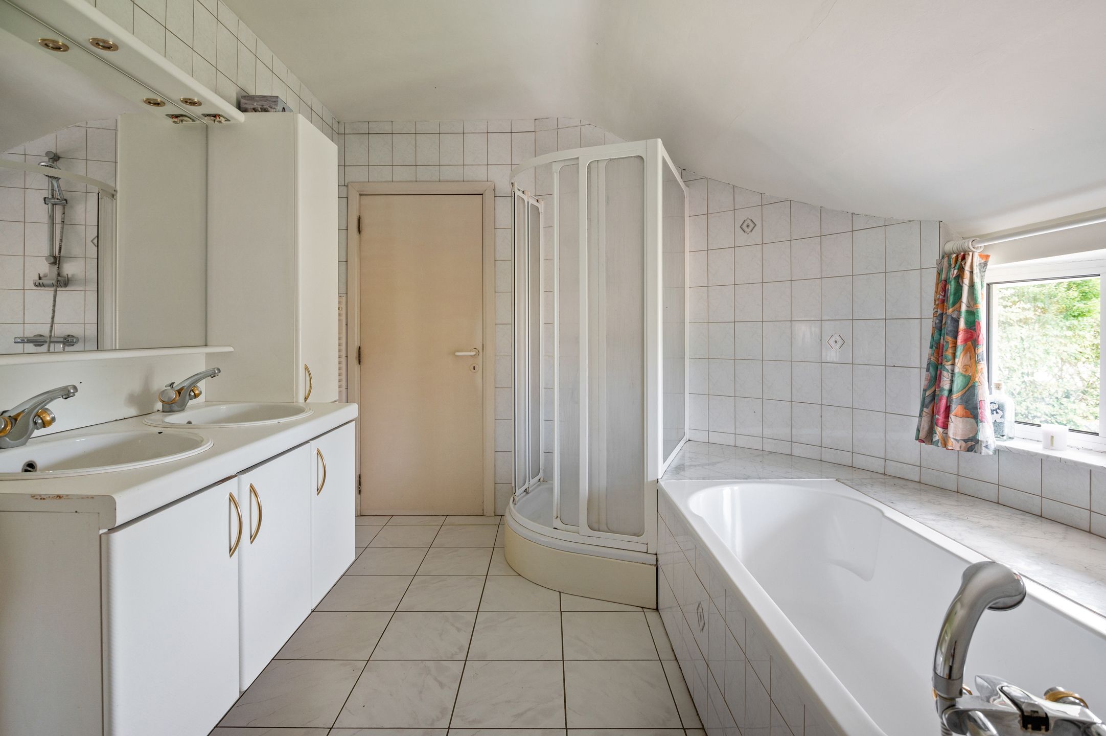 Gezinswoning met kantoor en prachtige tuin te Vosselaar.  foto 28