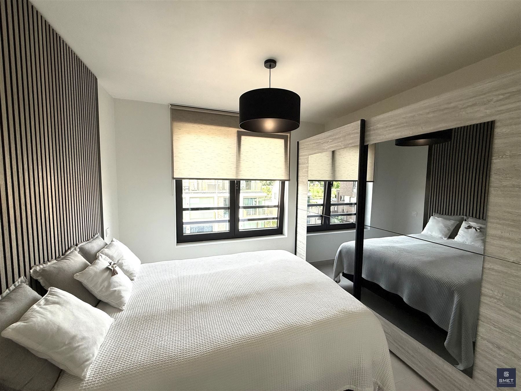 APPARTEMENT MET 2 SLPKS  EN GROOT TERRAS foto 9