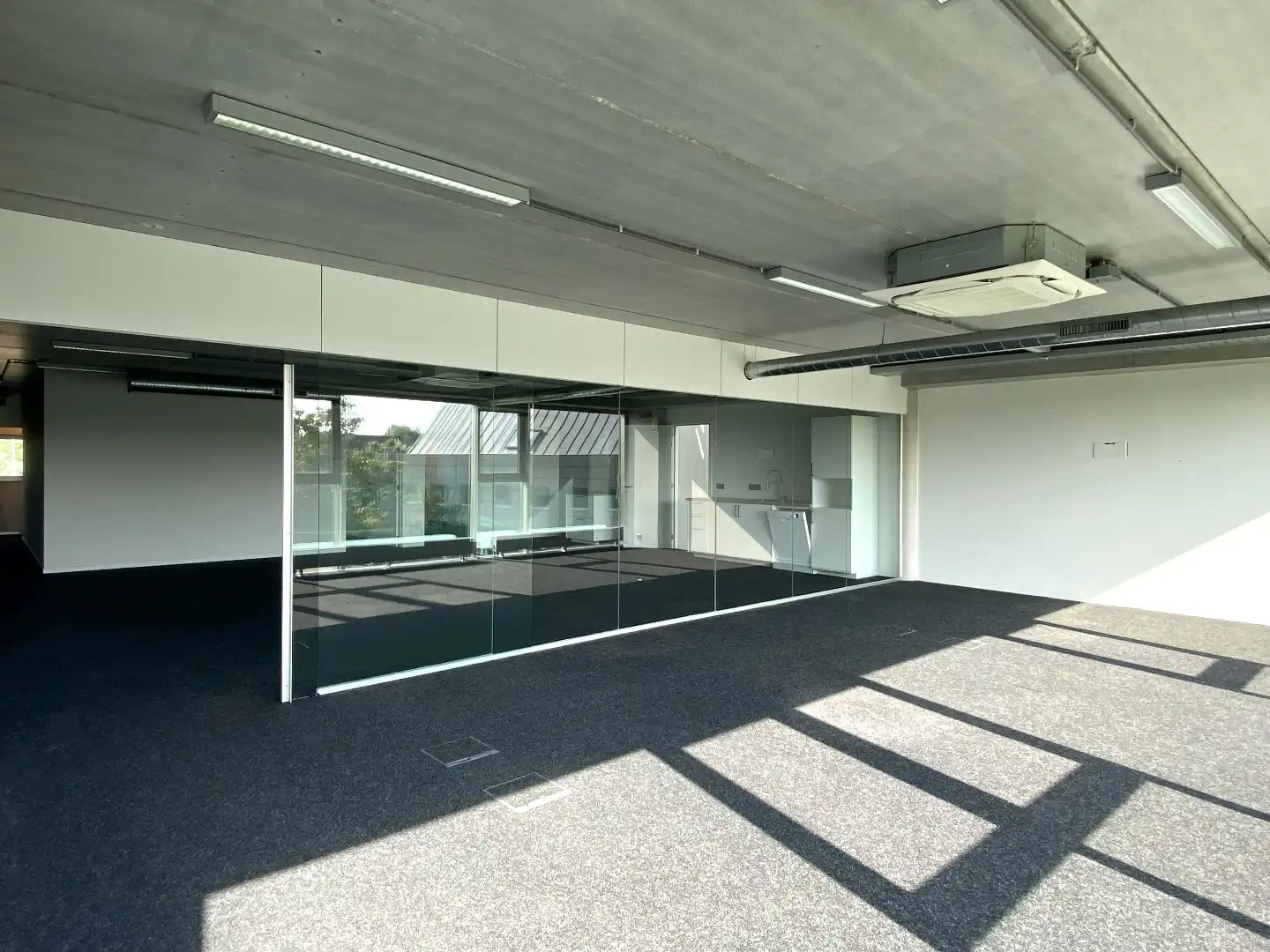 VEELZIJDIGE KANTOORRUIMTE (540 m²) OP TOPLOCATIE foto 17