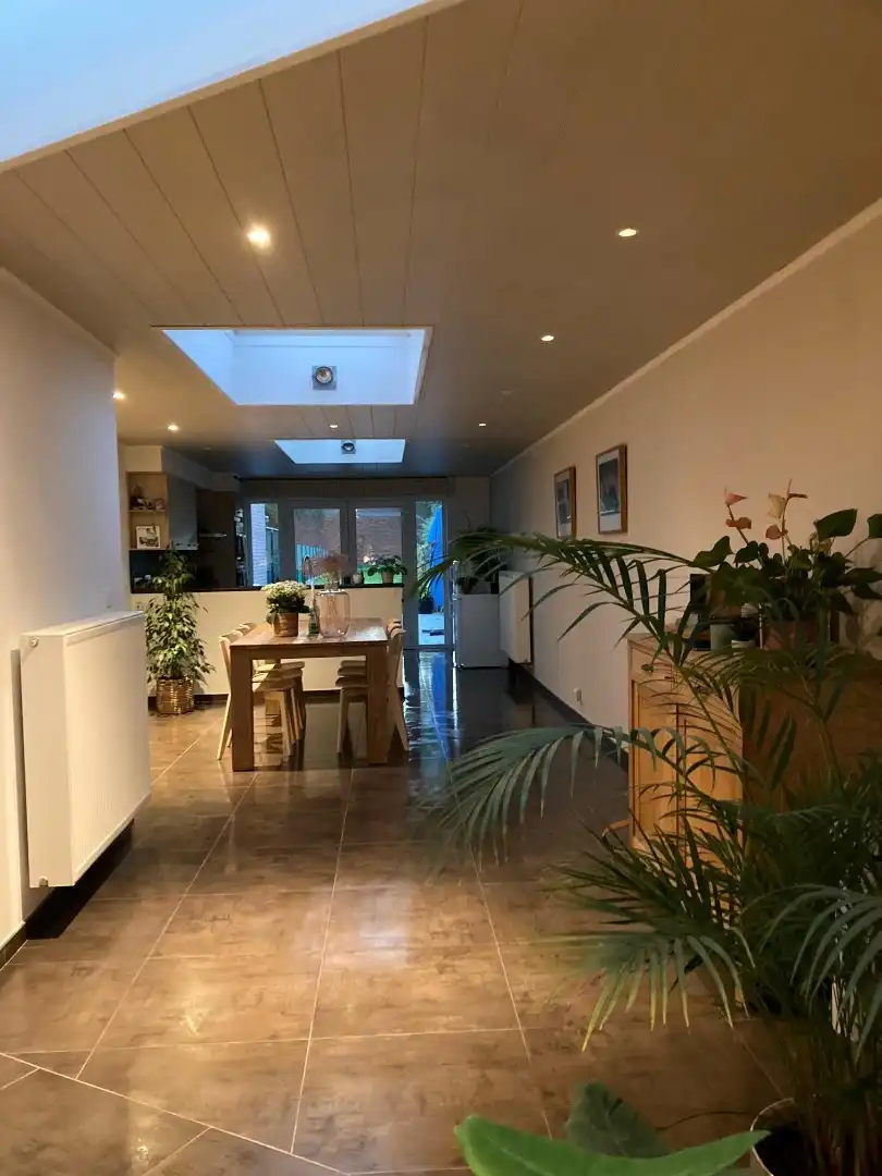 Hedendaagse woning met tuin en 3 slaapkamers op centrum-ligging. foto 5