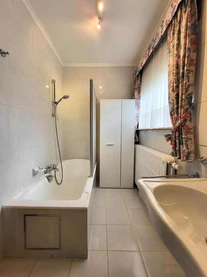Exclusief landhuis op 2.917 m² met dubbele garage, prachtig zicht over de velden en optimale privacy. foto 22