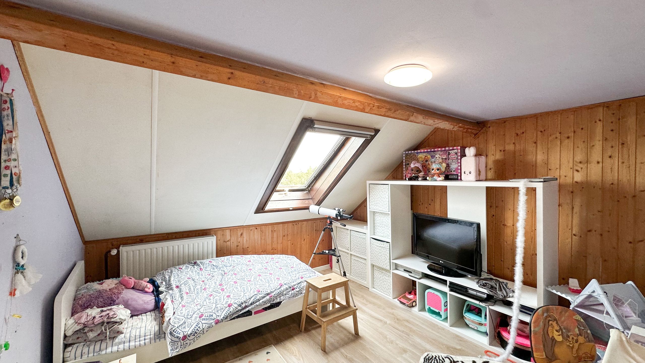 Woning met 5 ruime slaapkamers, zonnepanelen en tuin! foto 29