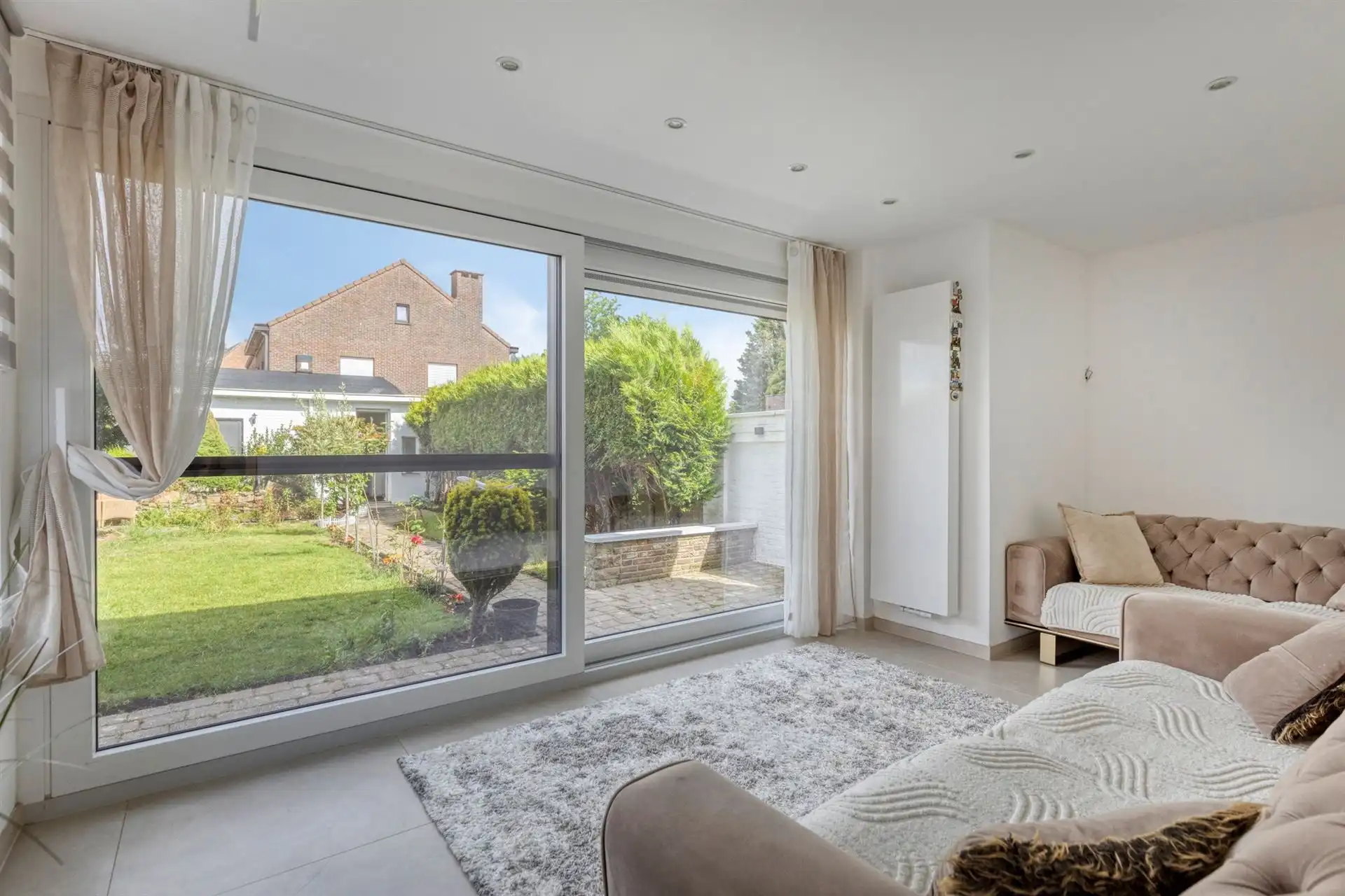 Gerenoveerde woning met 3 slpk's, zonnige tuin en garage! foto 6