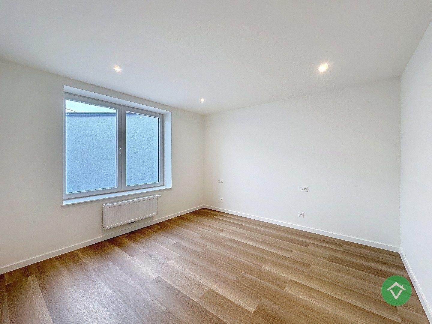 Volledig gerenoveerd gelijkvloers appartement in nostalgische ligging – De Mokker, Koekelare foto 11