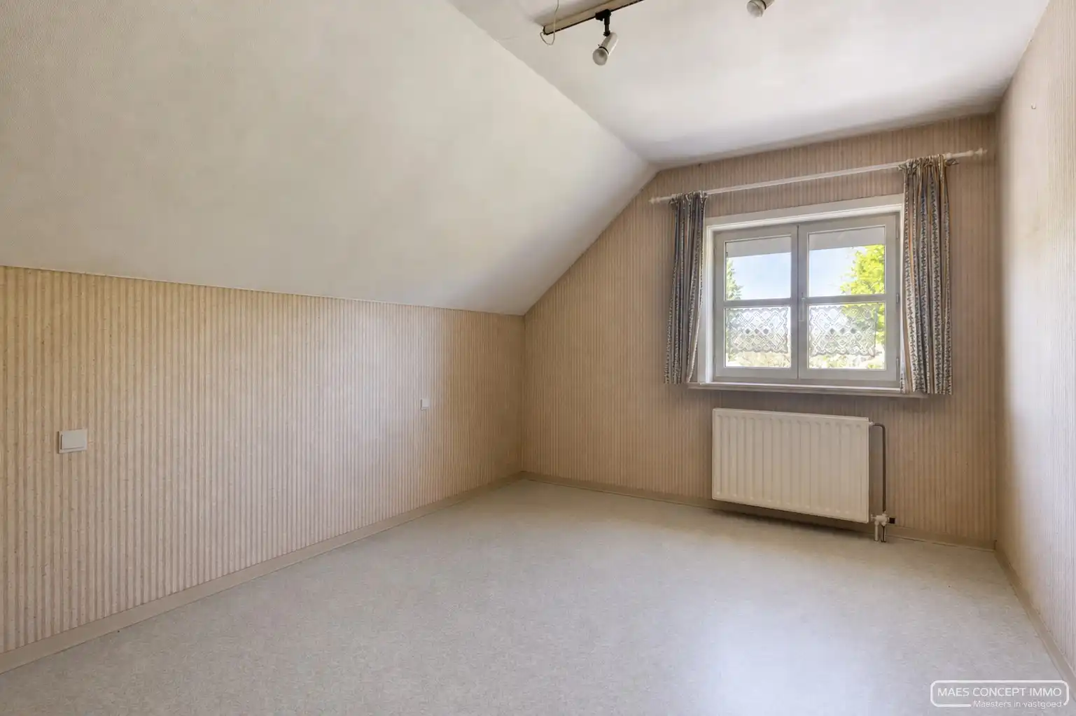 Villa op topligging te koop in Kortrijk foto 15