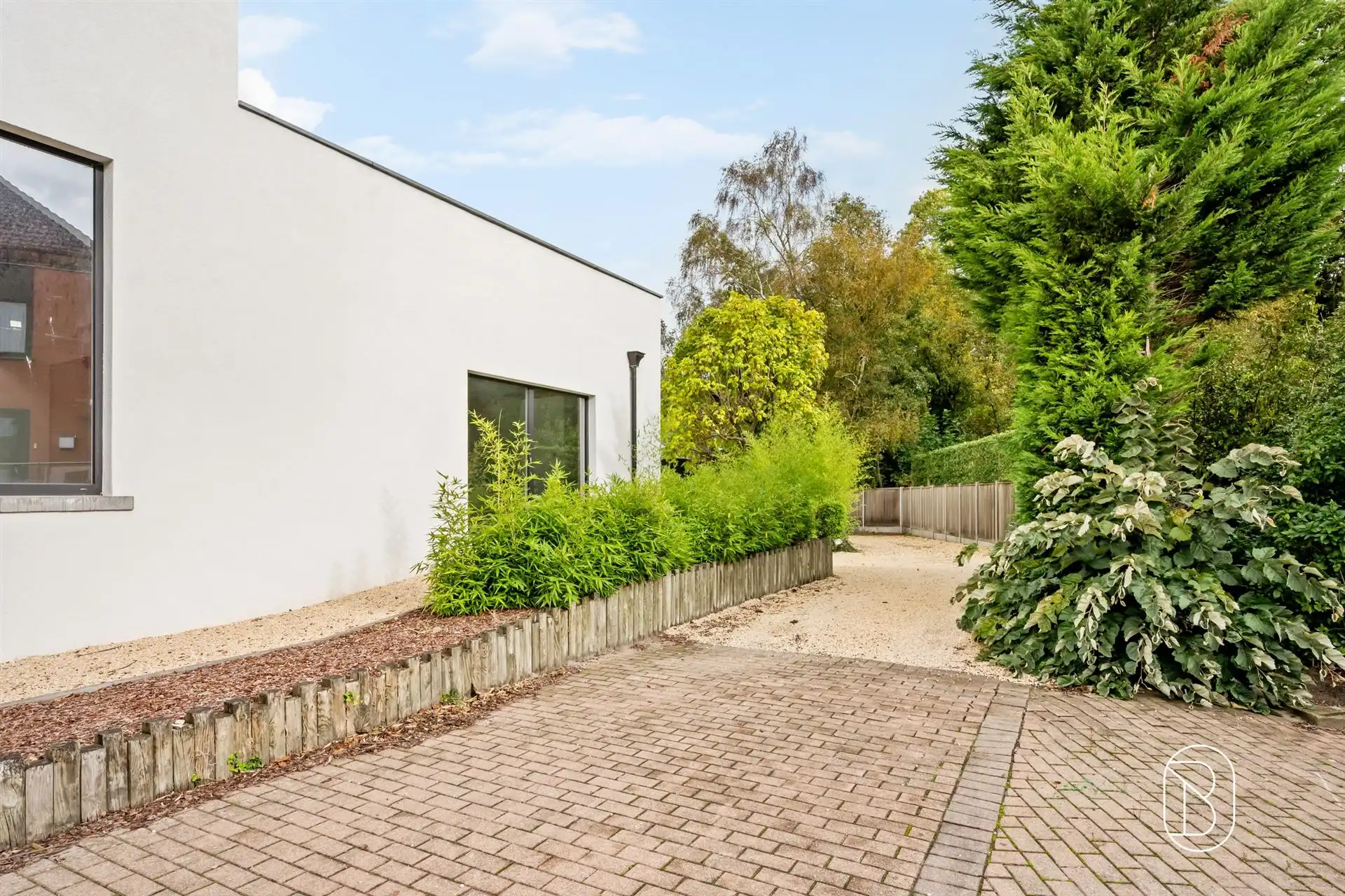 Handelsgelijkvloers op toplocatie met tal van mogelijkheden foto 11