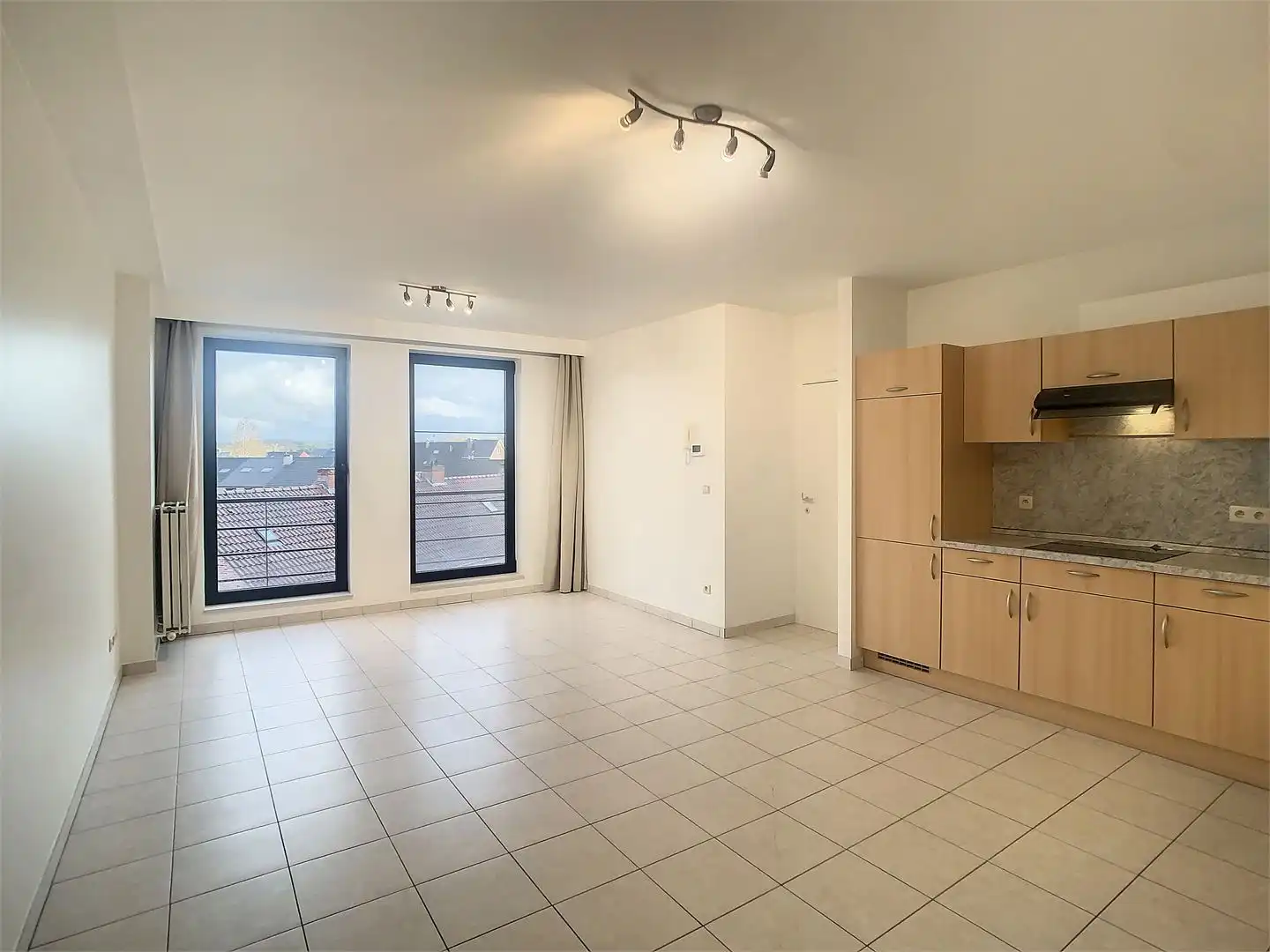 Appartement te huur foto {{pictureIndex}}