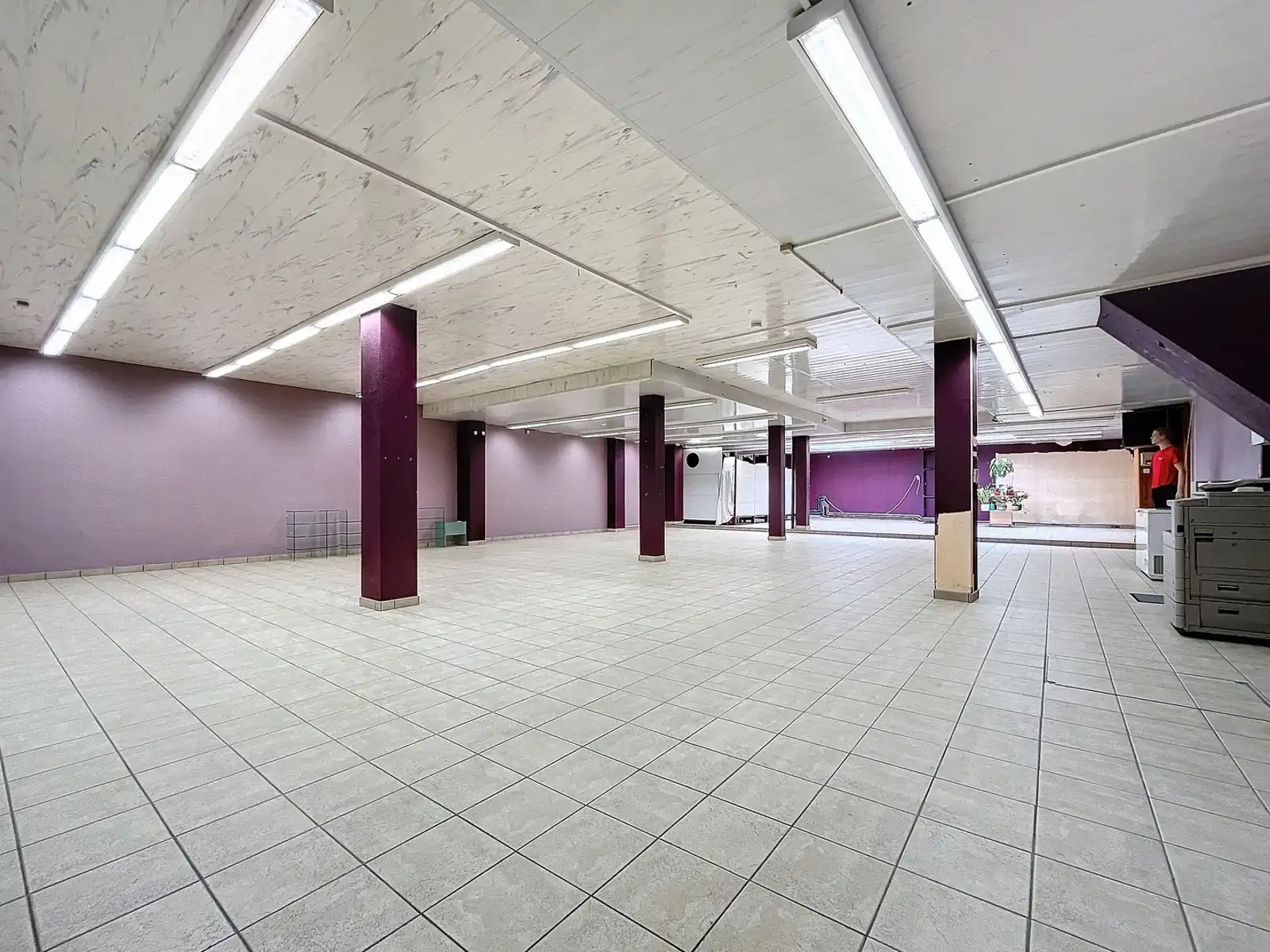 Opsplitsbare polyvalente gelijkvloers handelsruimte foto 2