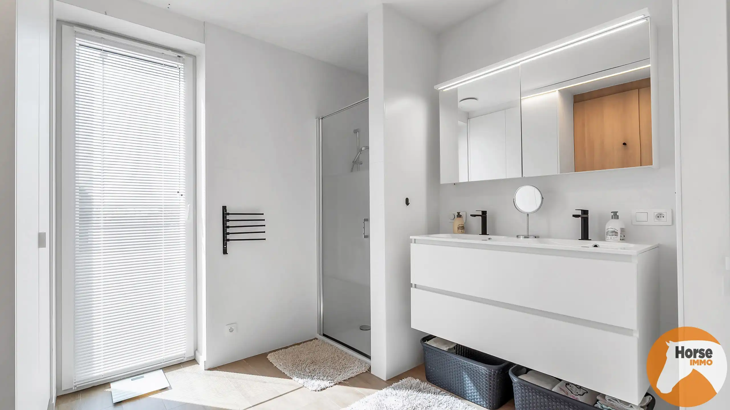 LAAKDAL-Moderne BEN-woning met paardenfaciliteit op 24,5are foto 20