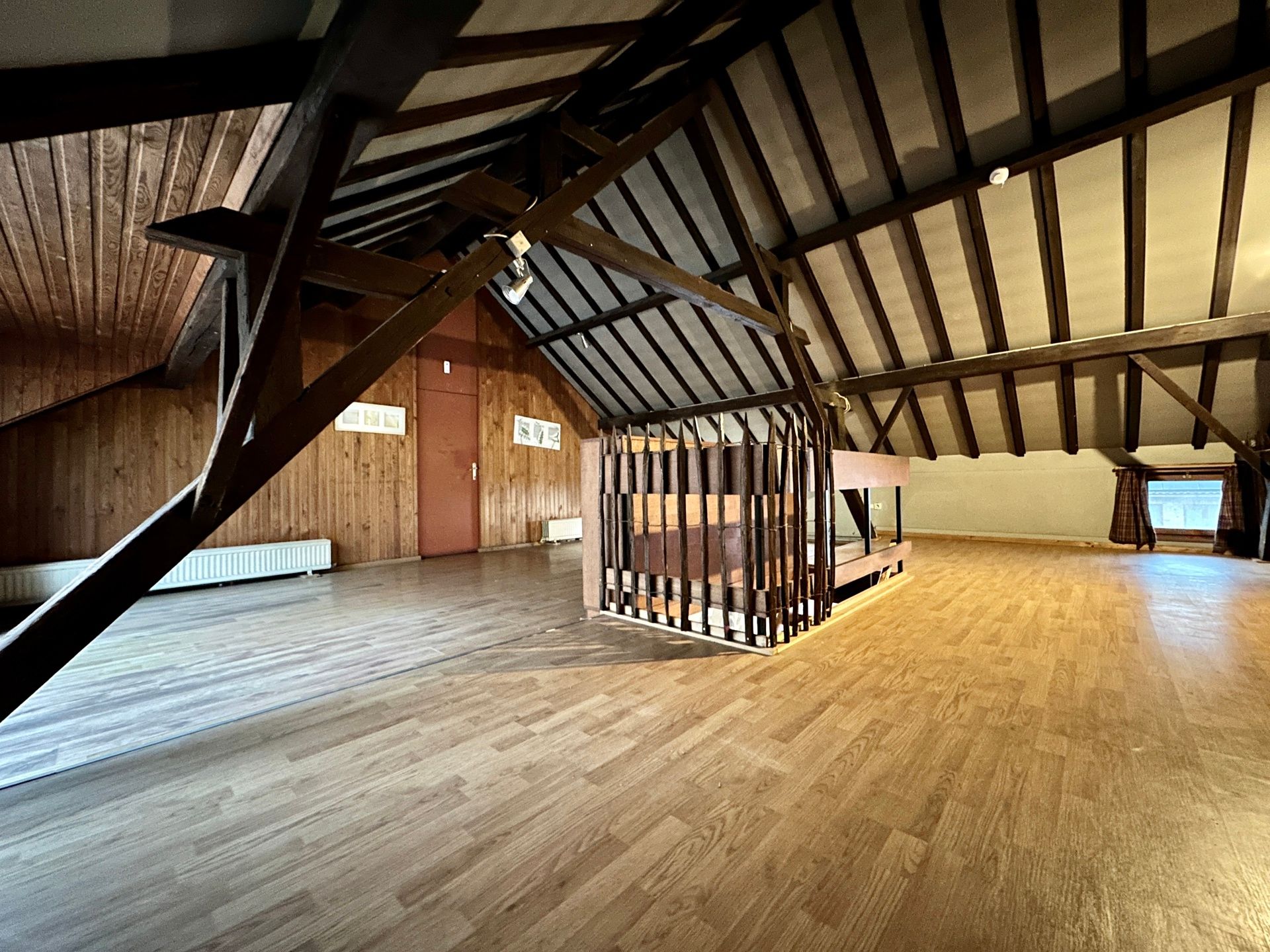 Ruime, te renoveren woning te Rotselaar foto 12