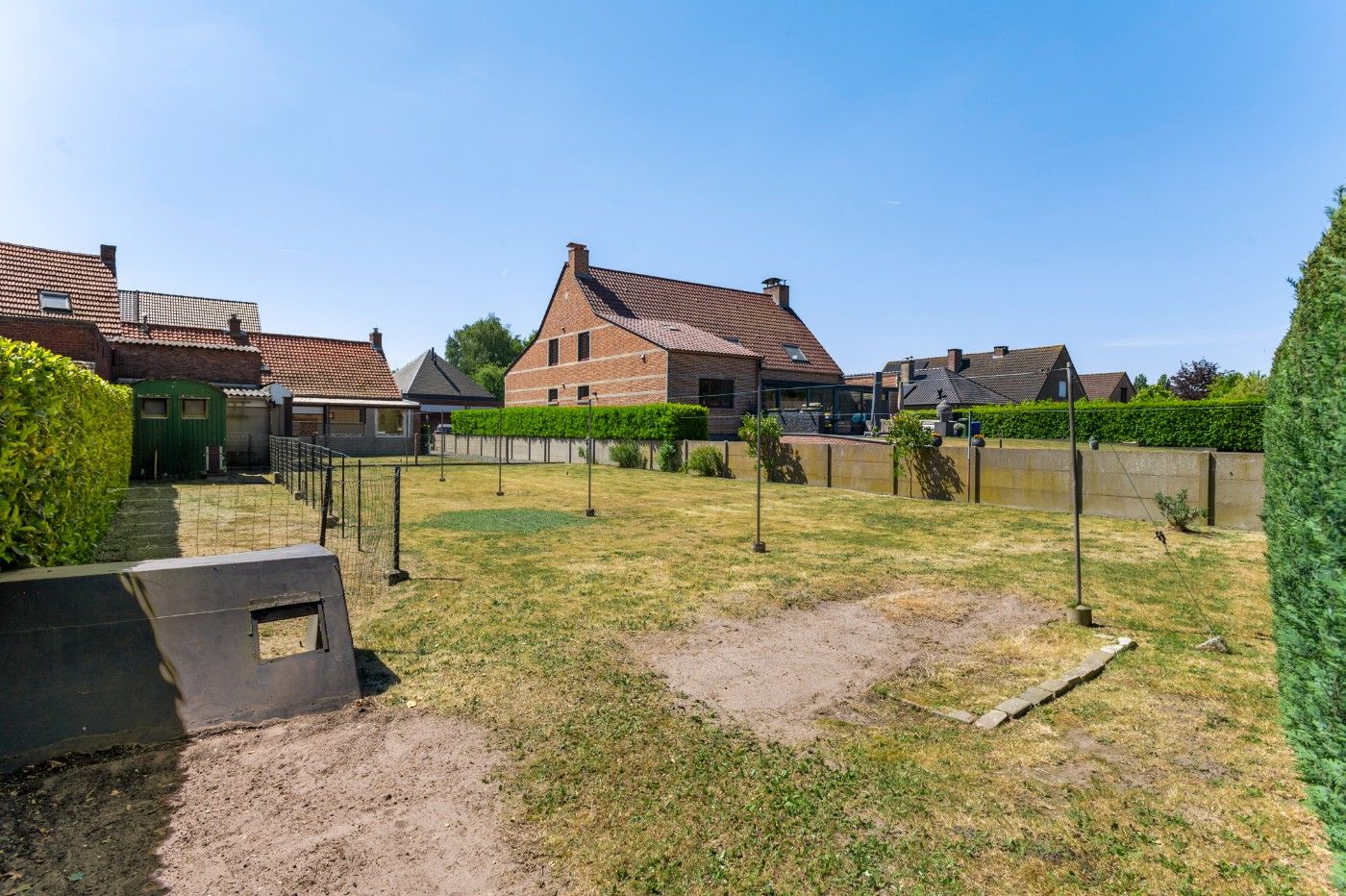Tof gelegen, te renoveren woning met 2 slpk., garage en tuin foto 32
