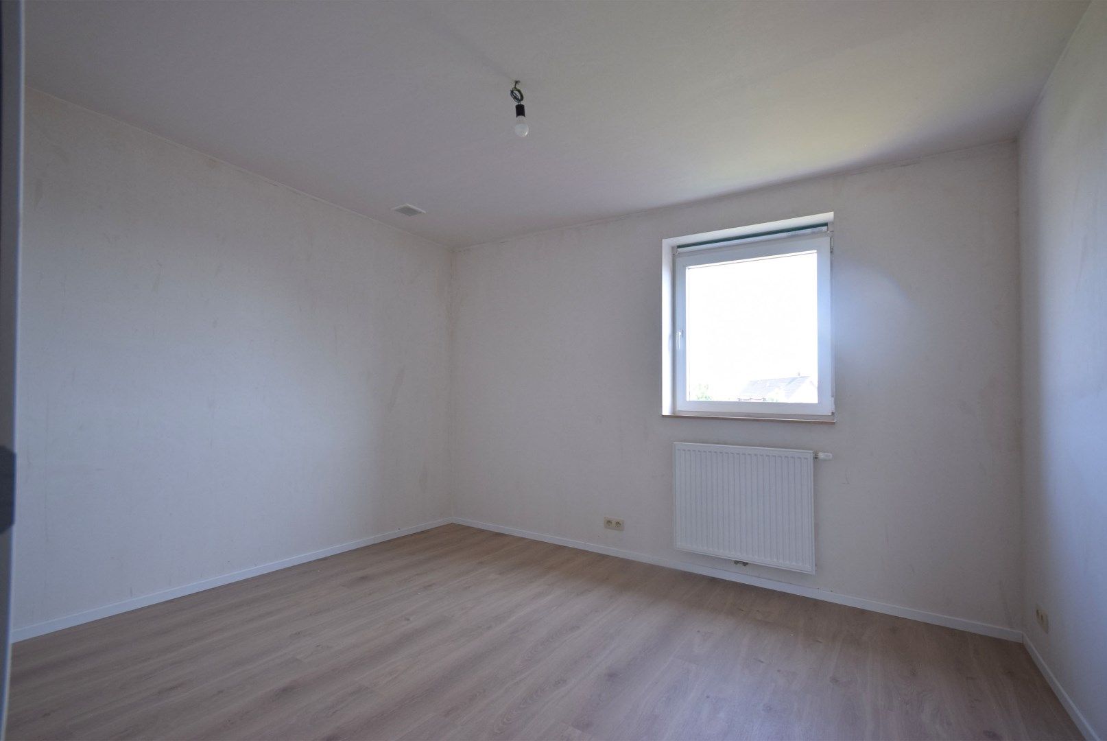 NIEUWBOUWAPPARTEMENT MET TWEE SLAAPKAMERS EN TERRAS foto 7