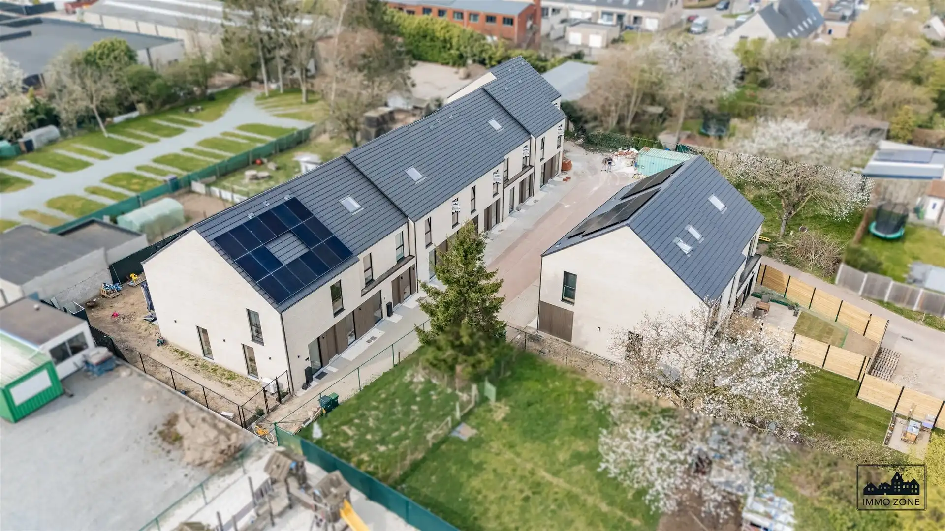 Nieuwbouwwoning in rustig binnengebied foto 6