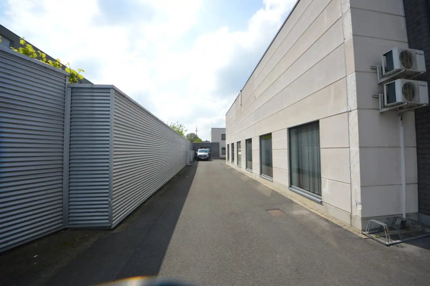 Instapklare burelen te huur in Aalst – op wandelafstand van het station MET OPTIONEEL MAGAZIJN foto 30