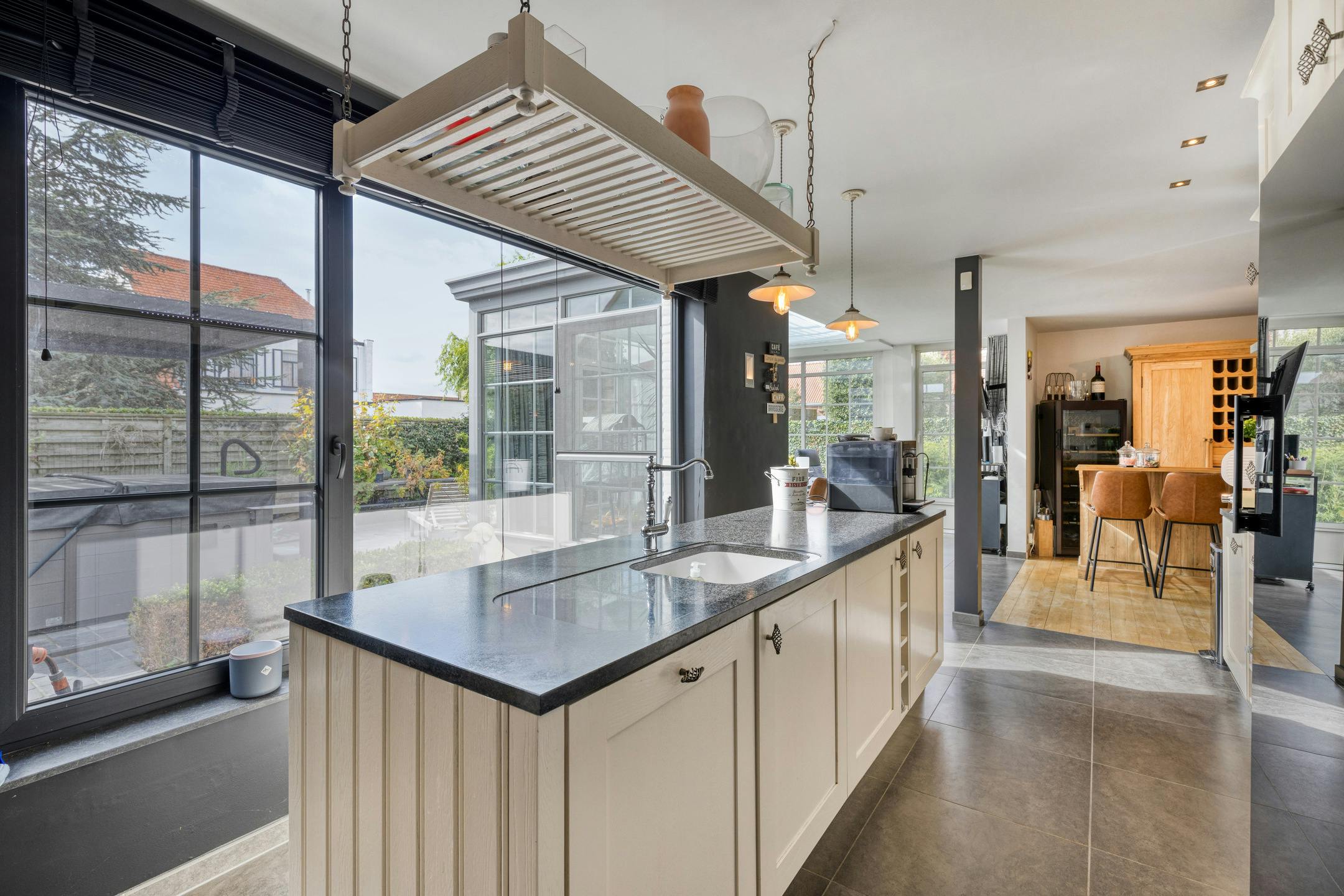 Perfect onderhouden villa te koop in het mooie Zuienkerke foto 10