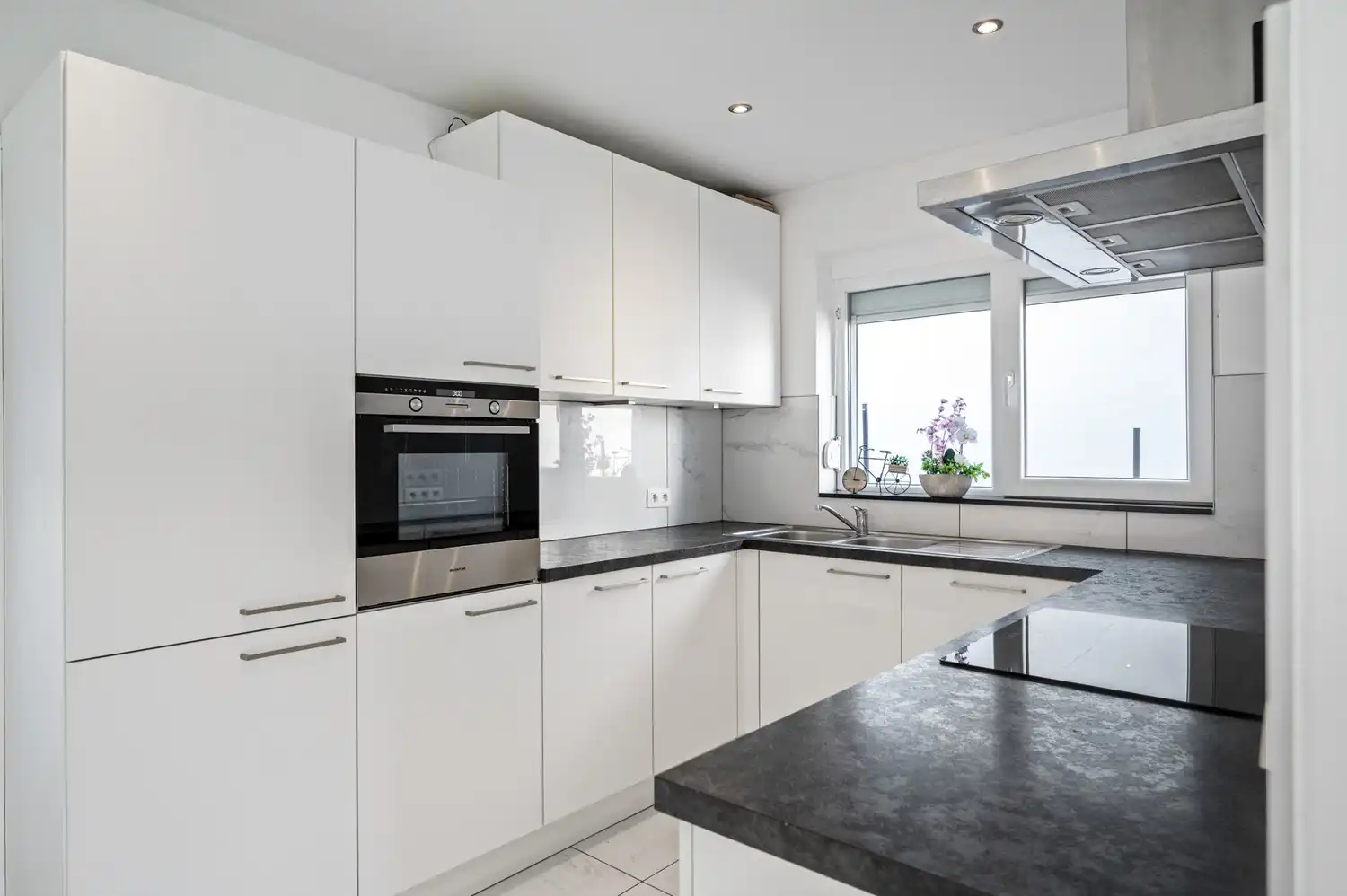 Gerenoveerde woning met 3 slpkrs te Putte foto 13