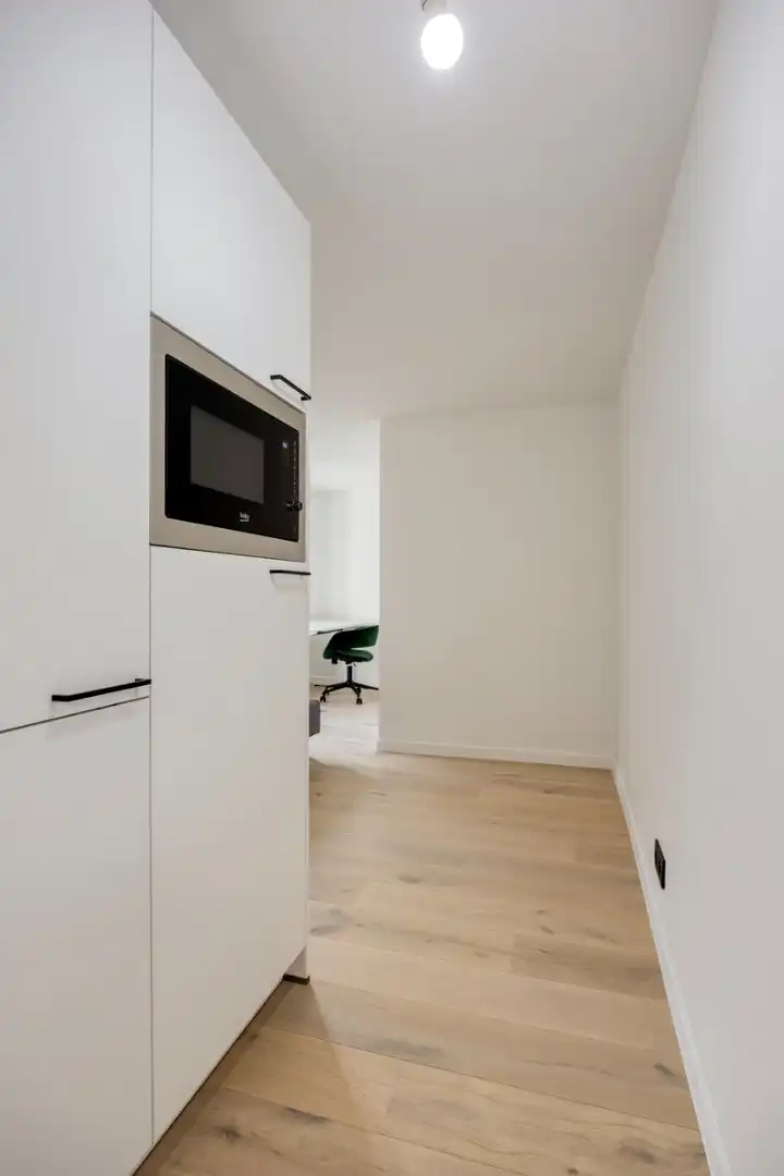 Volledig gerenoveerd en gemeubelde studentenkamer met privé badkamer en tuin - EPC A!  foto 44