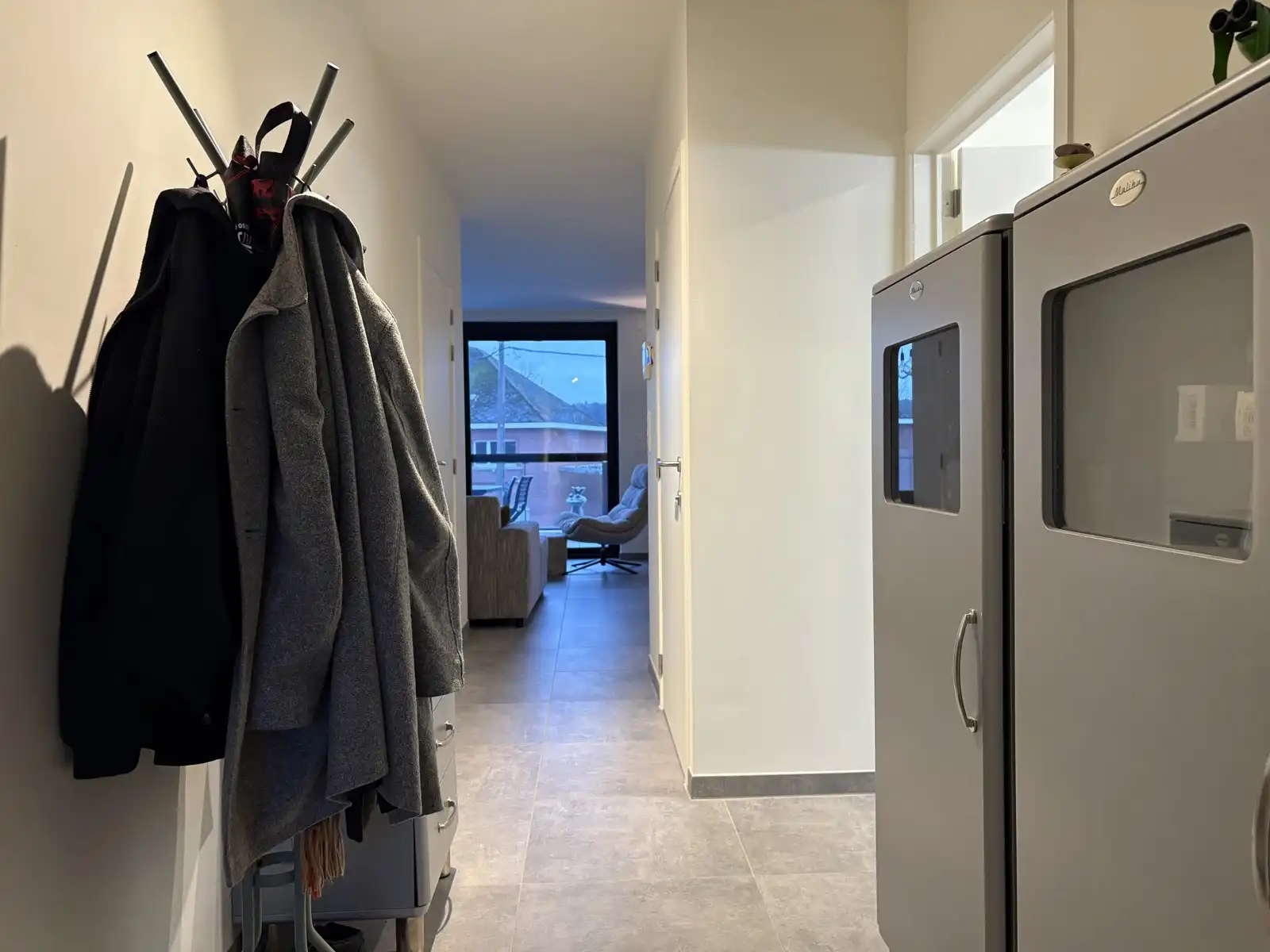 Recent appartement, met lift, zuidgericht terras.  foto 4