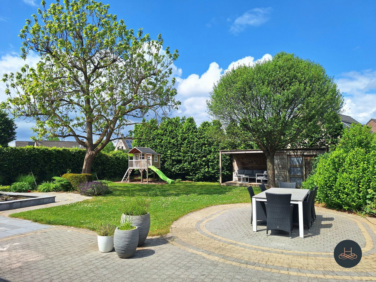 Rustig gelegen, gerenoveerde open woning met prachtige tuin foto 40