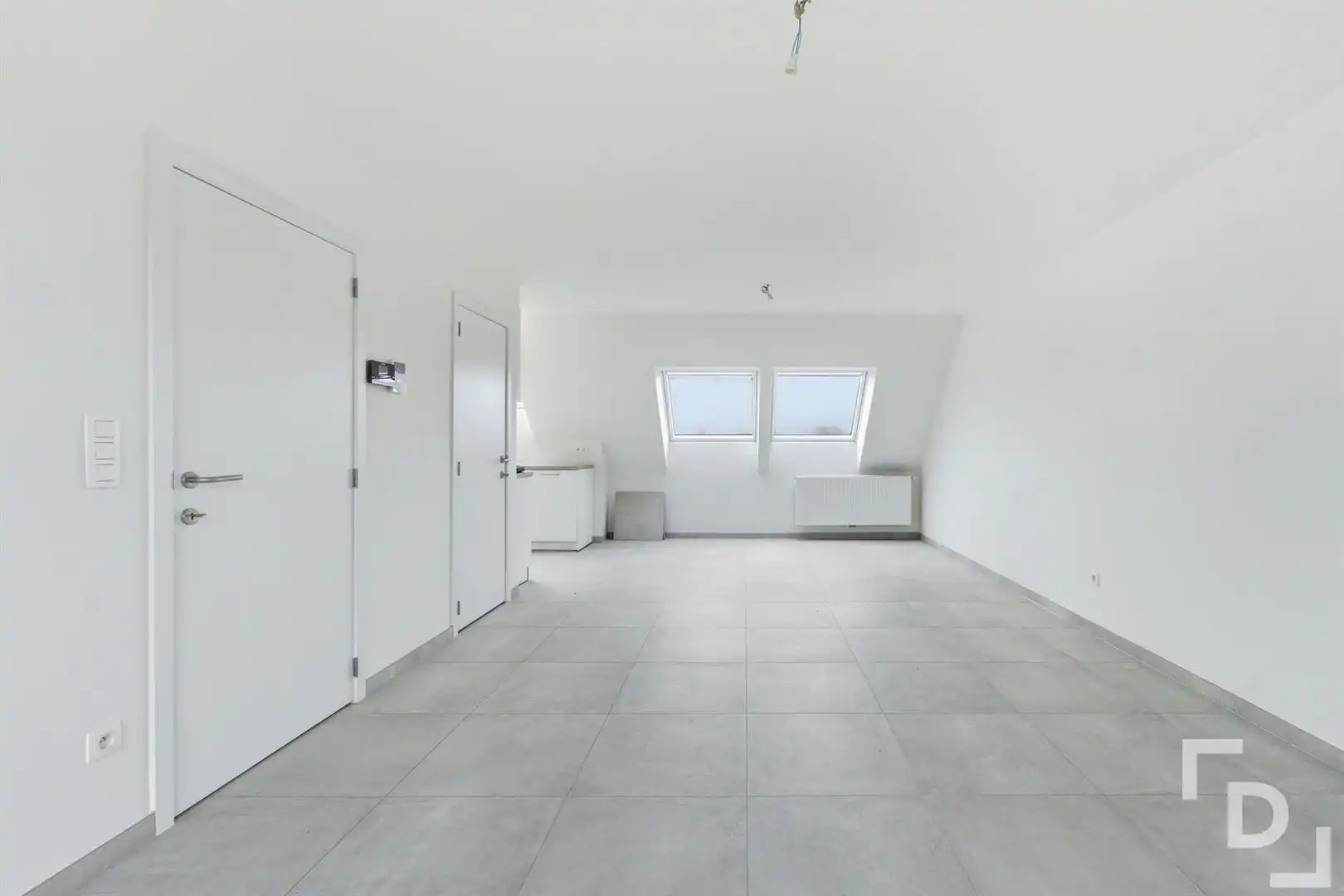 Nieuwbouwappartement met 2 terrassen en garage. foto 7