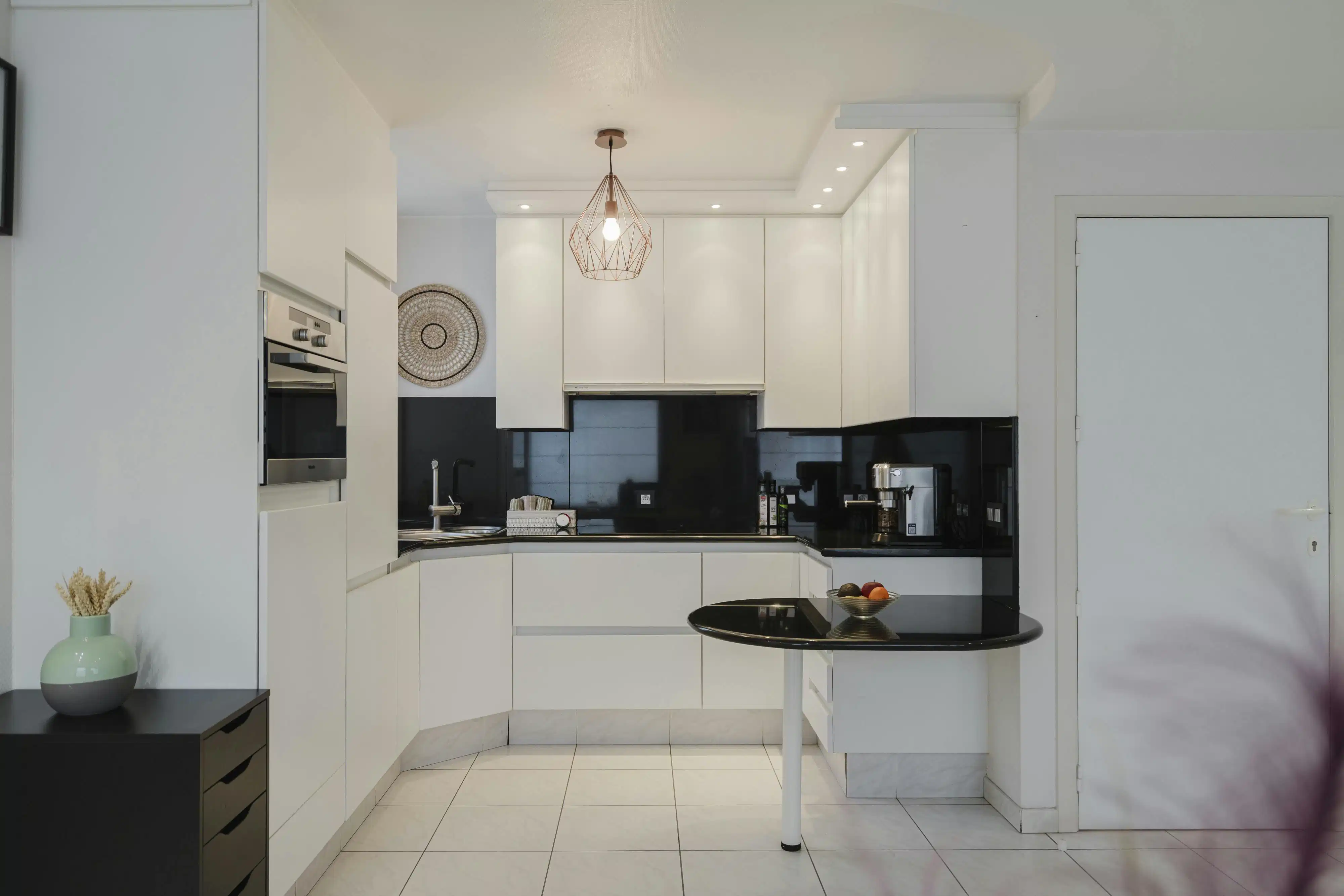 Instapklaar appartement te koop nabij centrum Kortrijk! foto 5