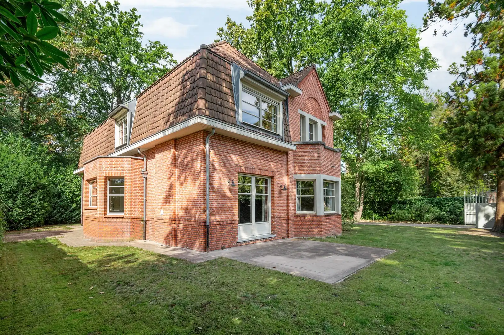 Charmante villa in gegeerde woonwijk Koningshof te Schoten foto 27